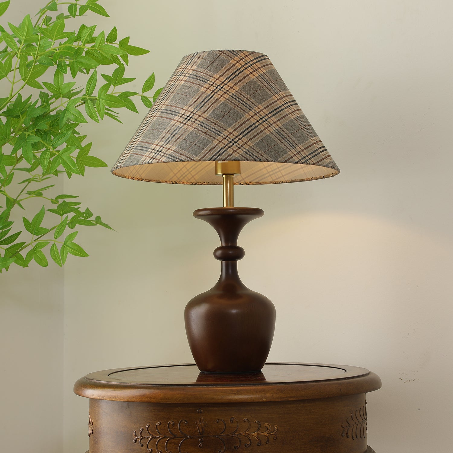 Alex Accent Table Lamp - Blowlighting