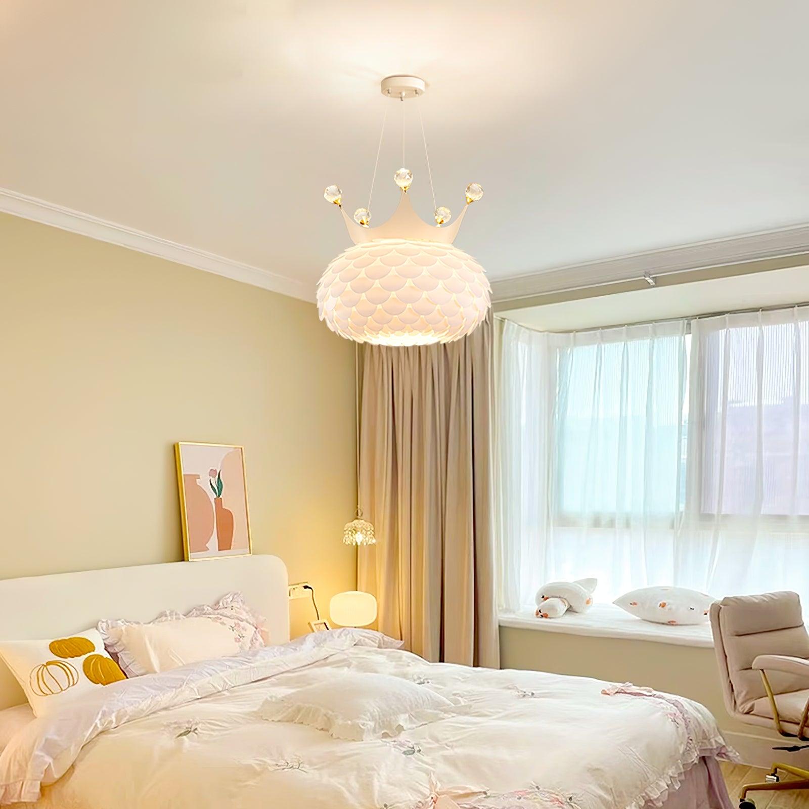 Aluvia Crown Pendant Lamp - Blowlighting