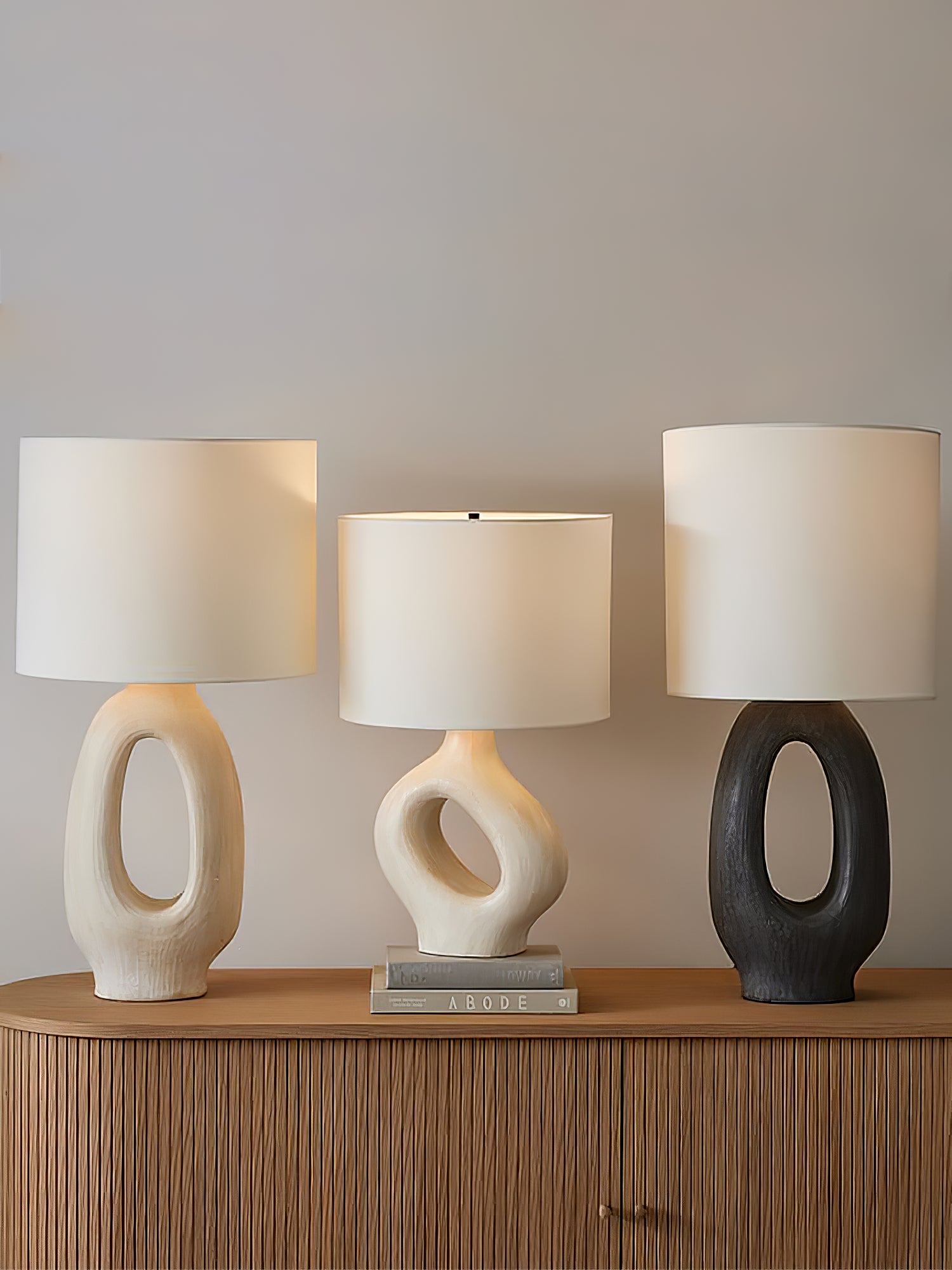 Amara Sculptural Table Lamp - Blowlighting
