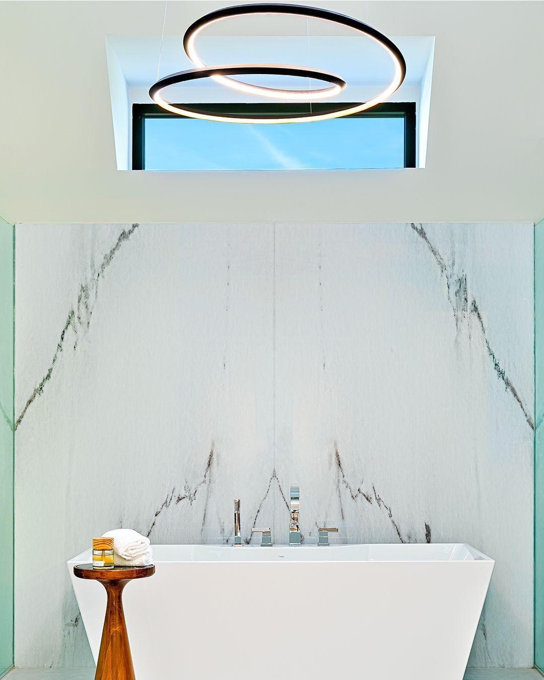 Ampersand Chandelier - Blowlighting