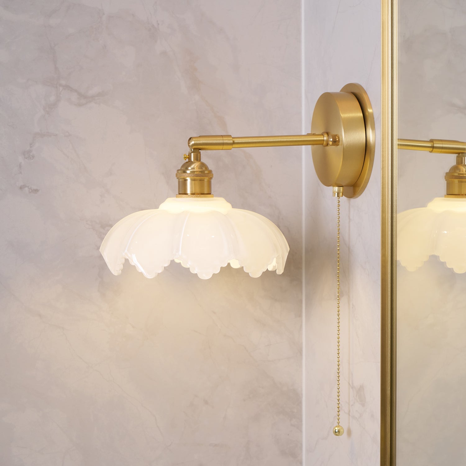 Lotus Rotatable Wall Lamp - Blowlighting
