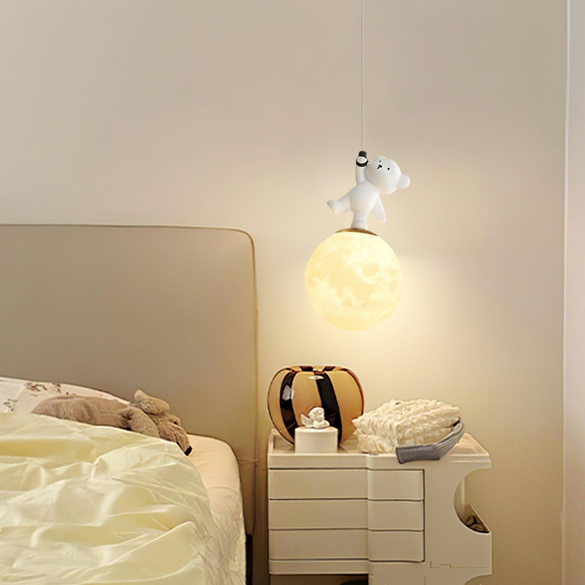 Animal And Moon Pendant Light - Blowlighting