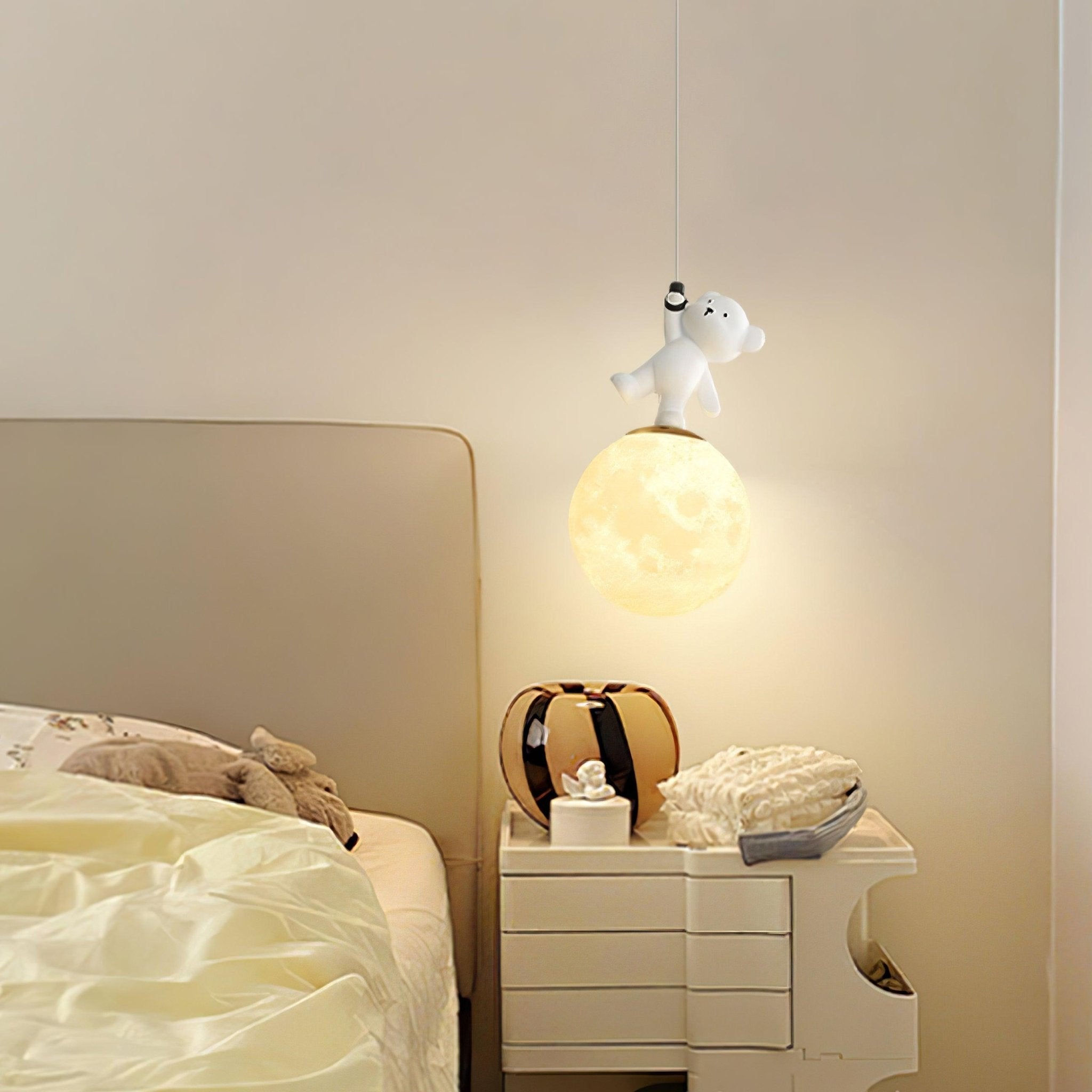 Animal And Moon Pendant Light - Blowlighting