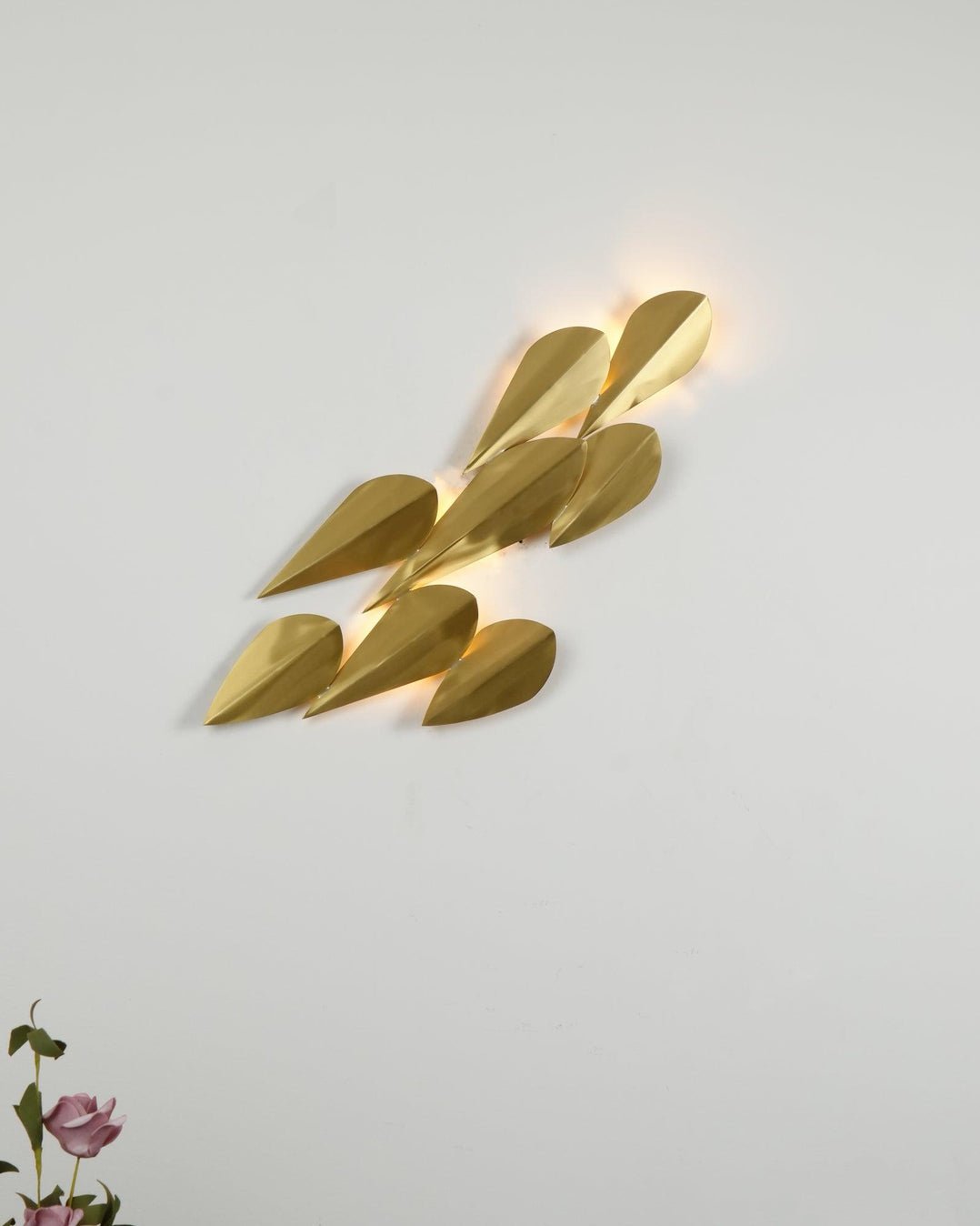 Avynis Abstract Brass Wall Light - Blowlighting