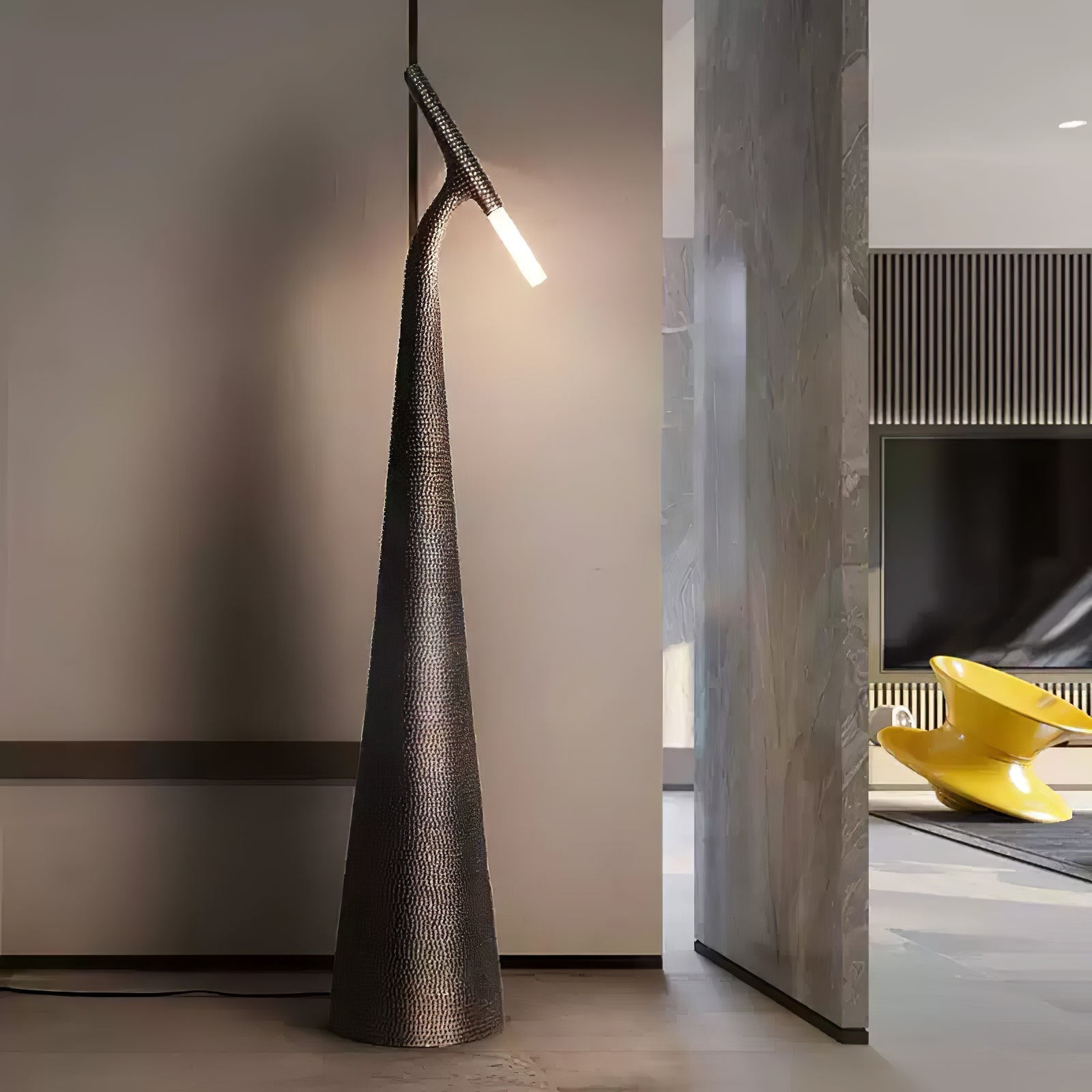 Sysolyra Textured Resin Floor Lamp - Blowlighting