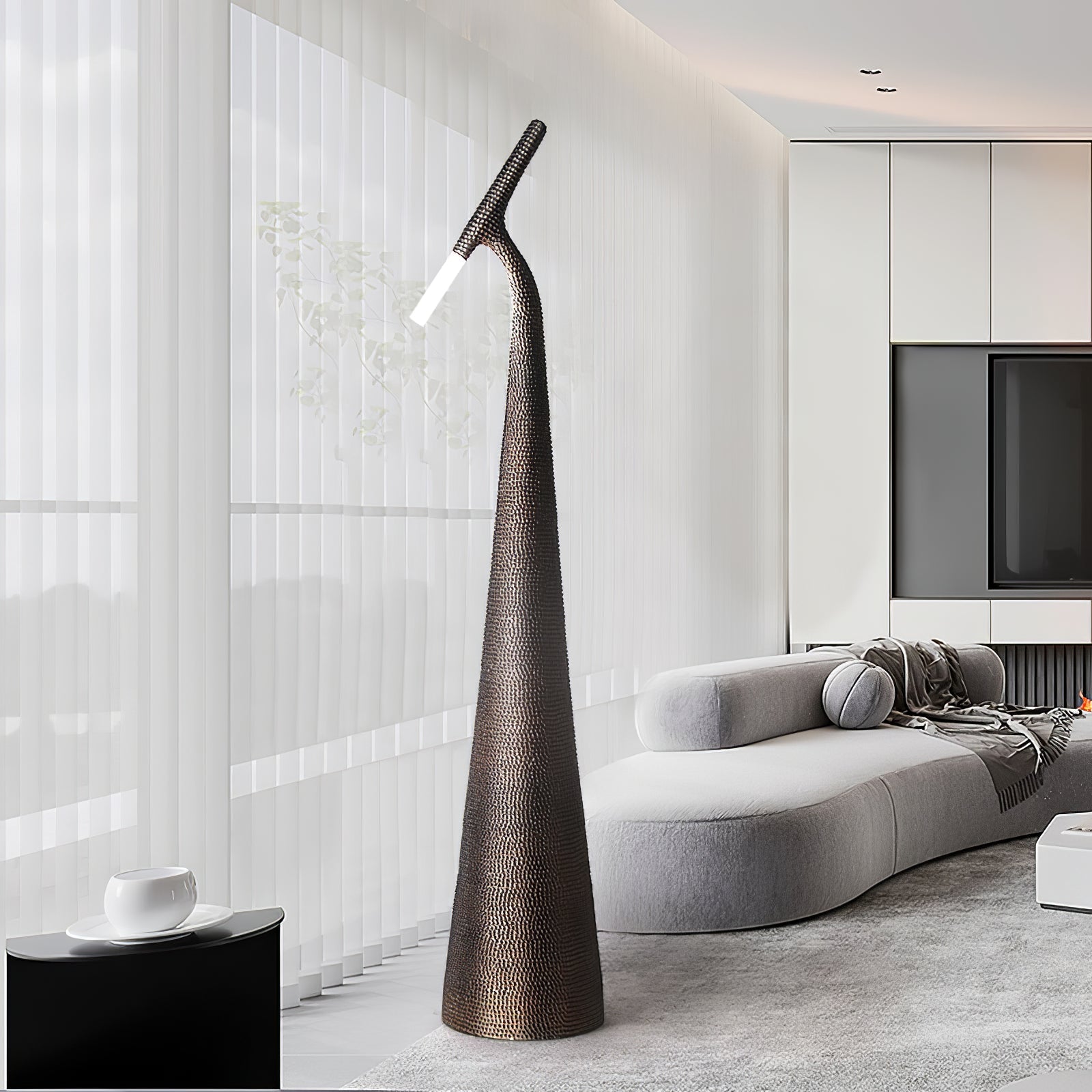 Sysolyra Textured Resin Floor Lamp - Blowlighting