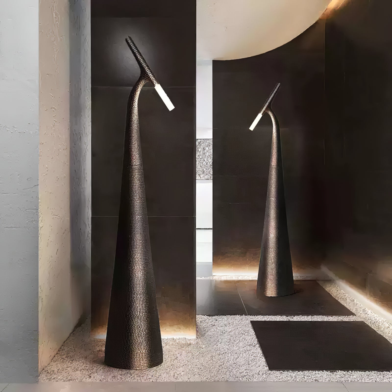 Sysolyra Textured Resin Floor Lamp - Blowlighting
