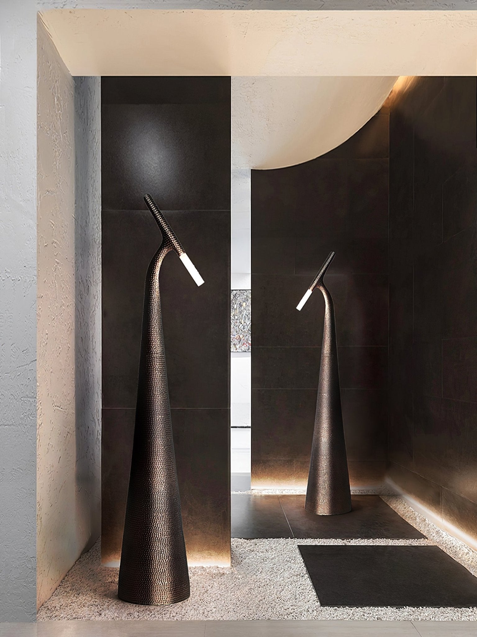 Sysolyra Textured Resin Floor Lamp - Blowlighting