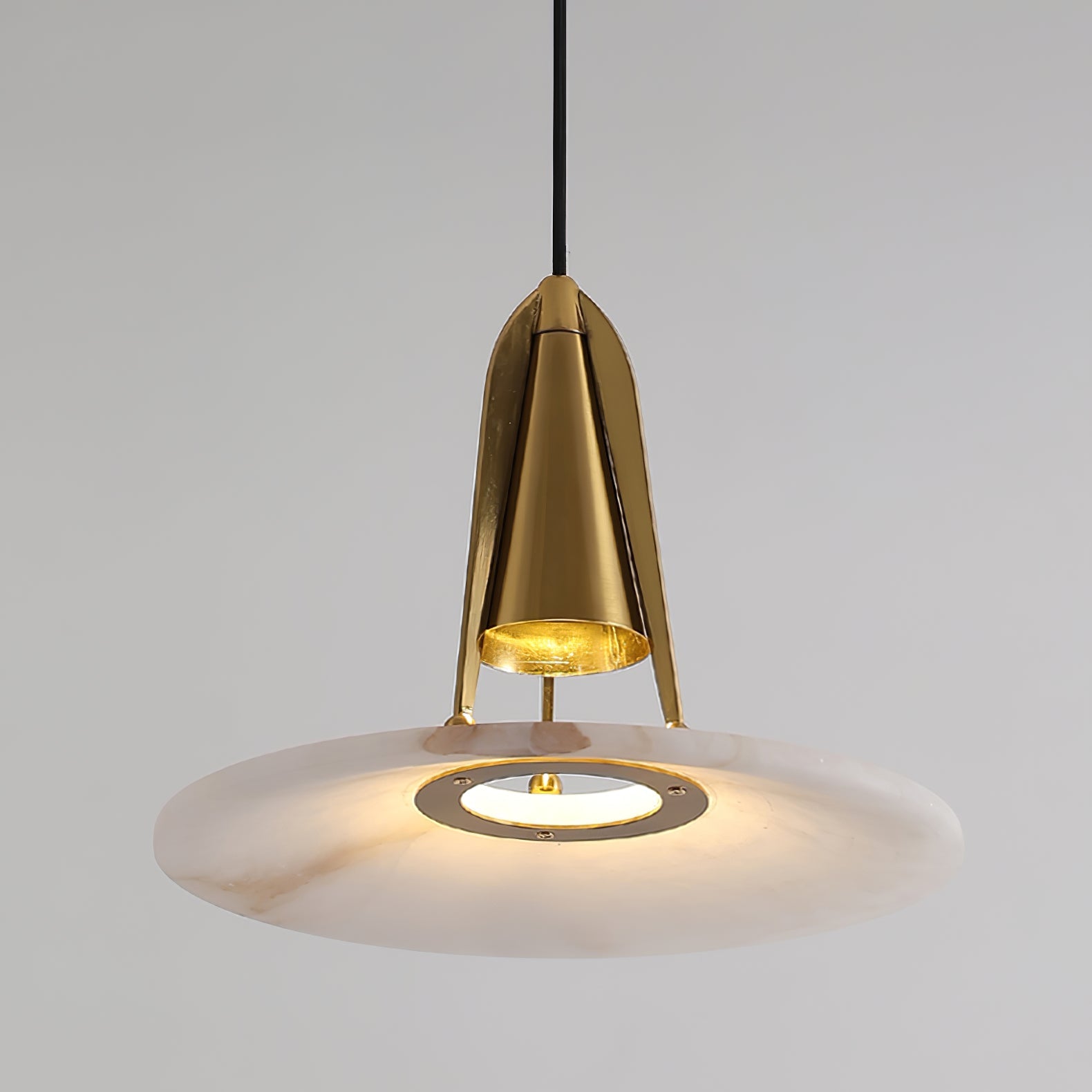 Zothayra Conical Pendant Light - Blowlighting