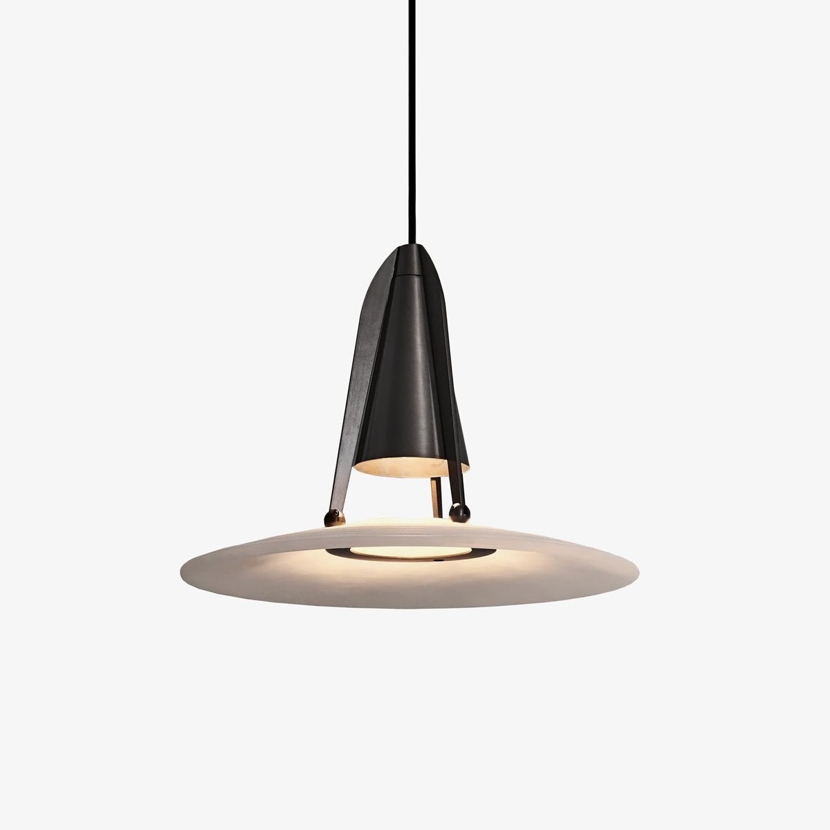 Zothayra Conical Pendant Light - Blowlighting