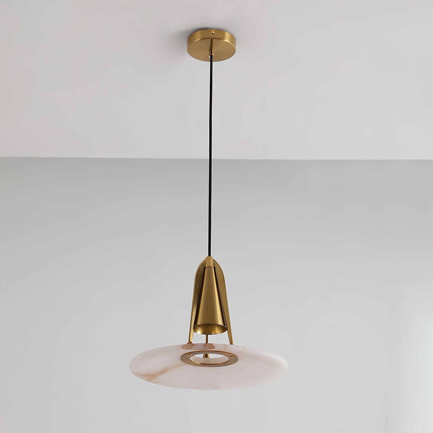Zothayra Conical Pendant Light - Blowlighting