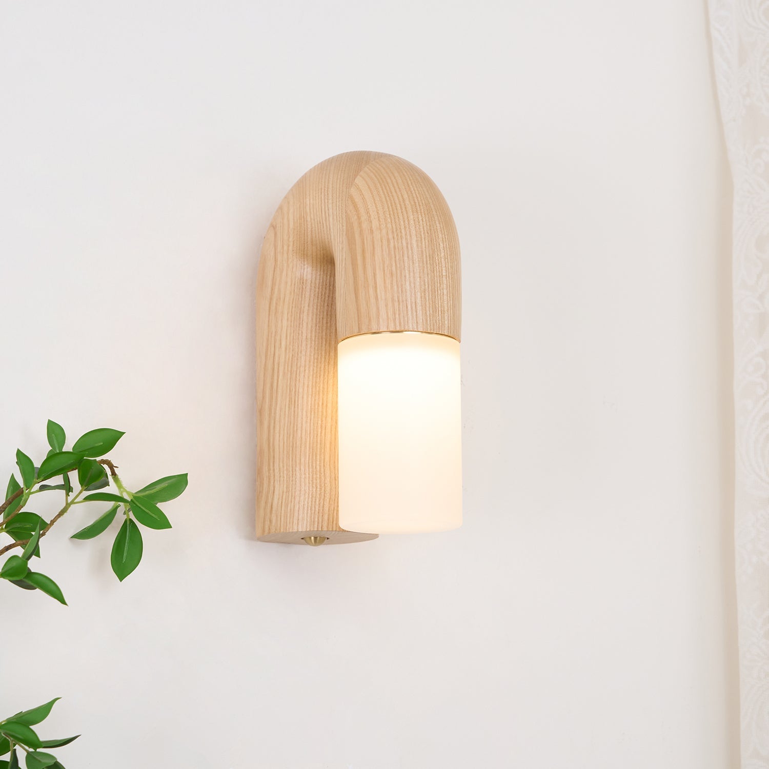 Arcus Wood Wall Lamp - Blowlighting