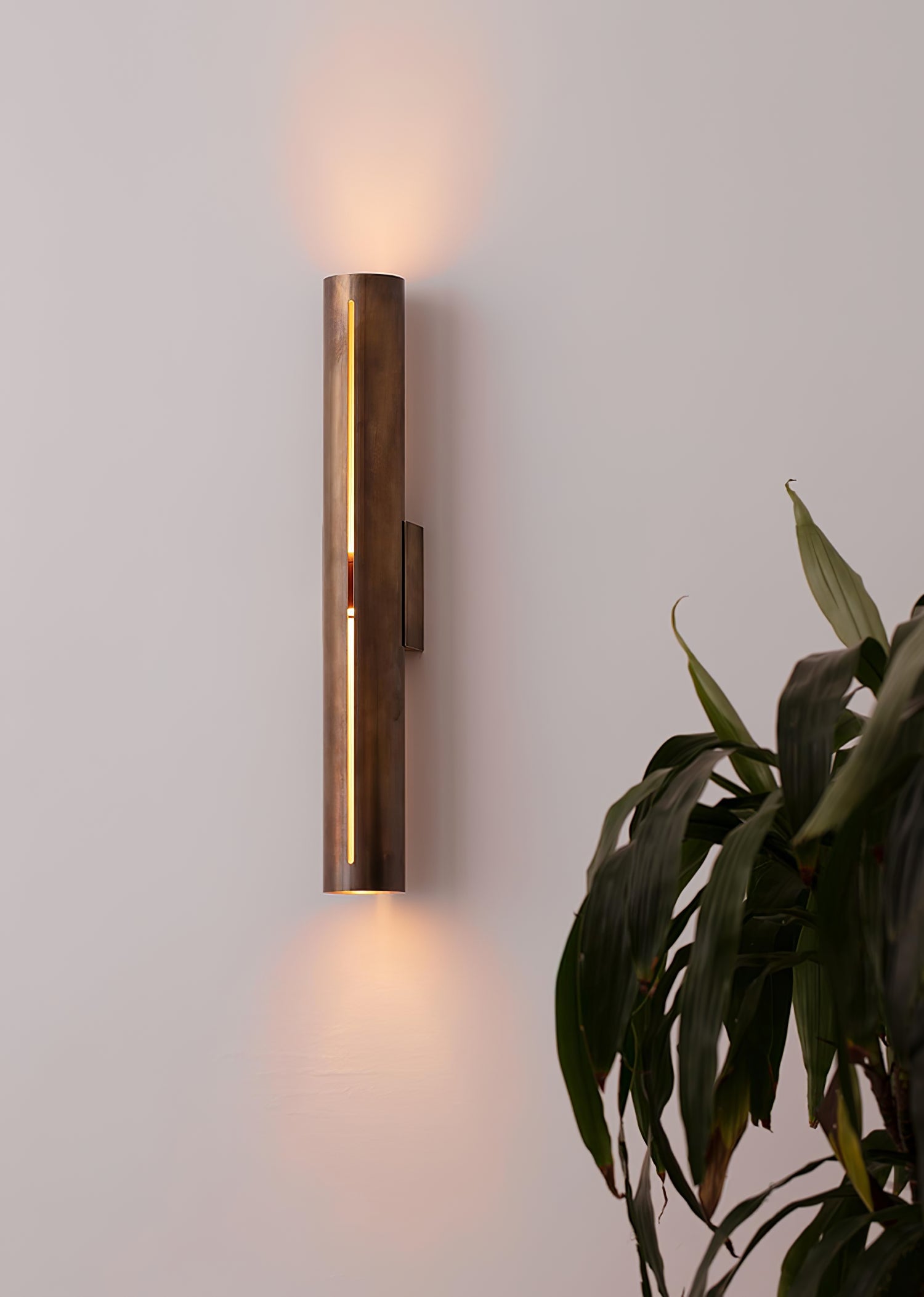 Aria Cylinder Wall Light - Blowlighting