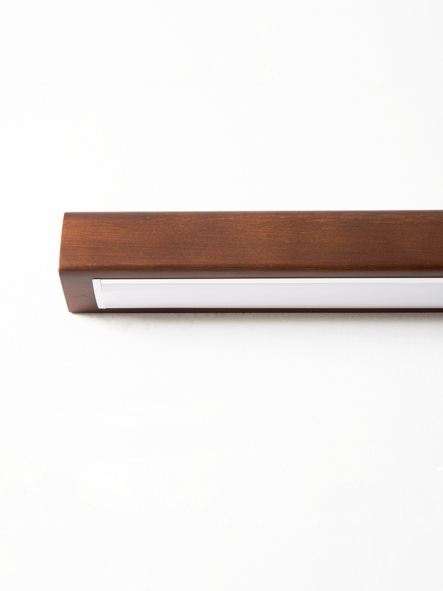 Arlo Linear Wood Wall Light - Blowlighting
