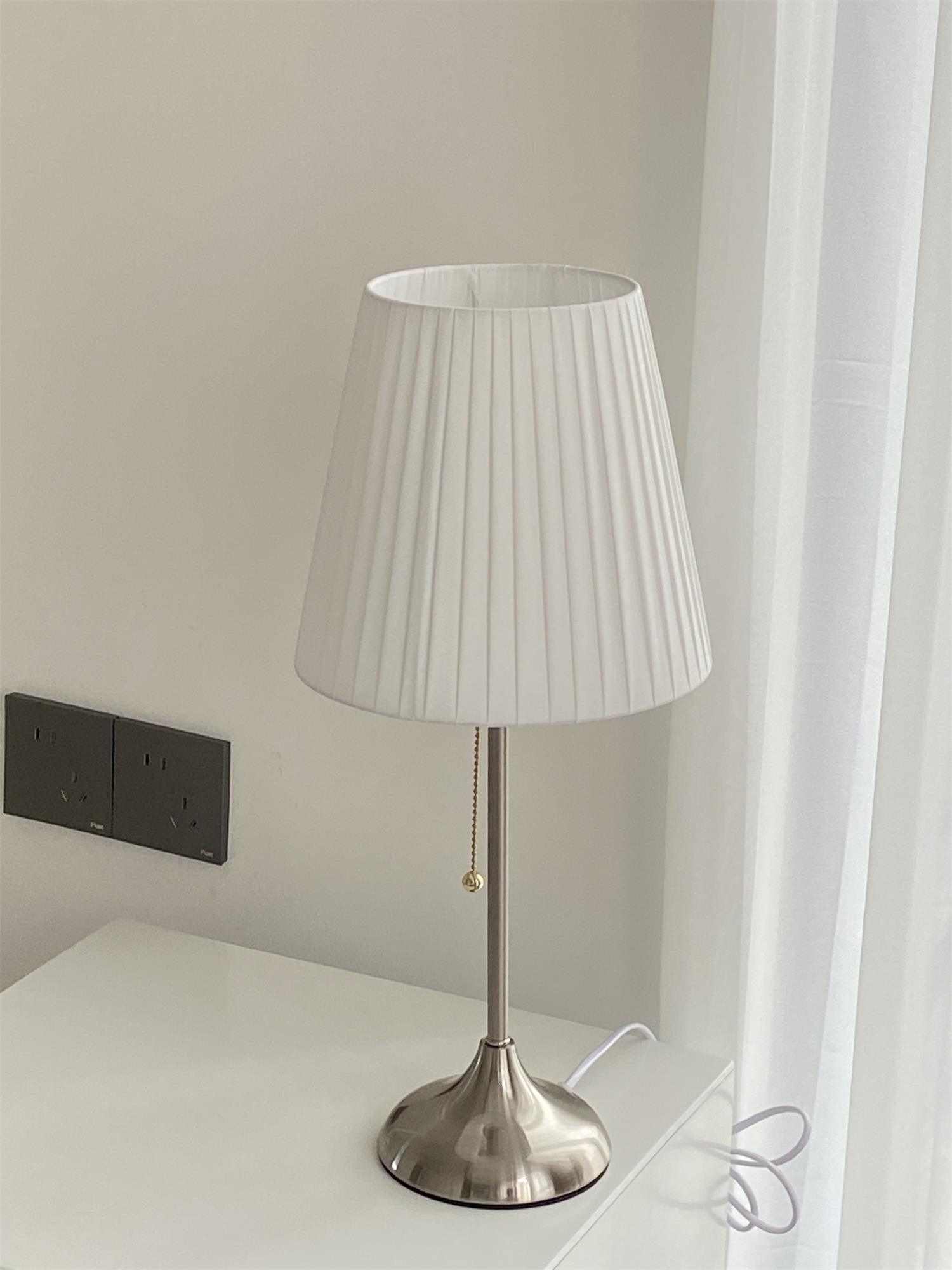 Arstid Table Lamp - Blowlighting