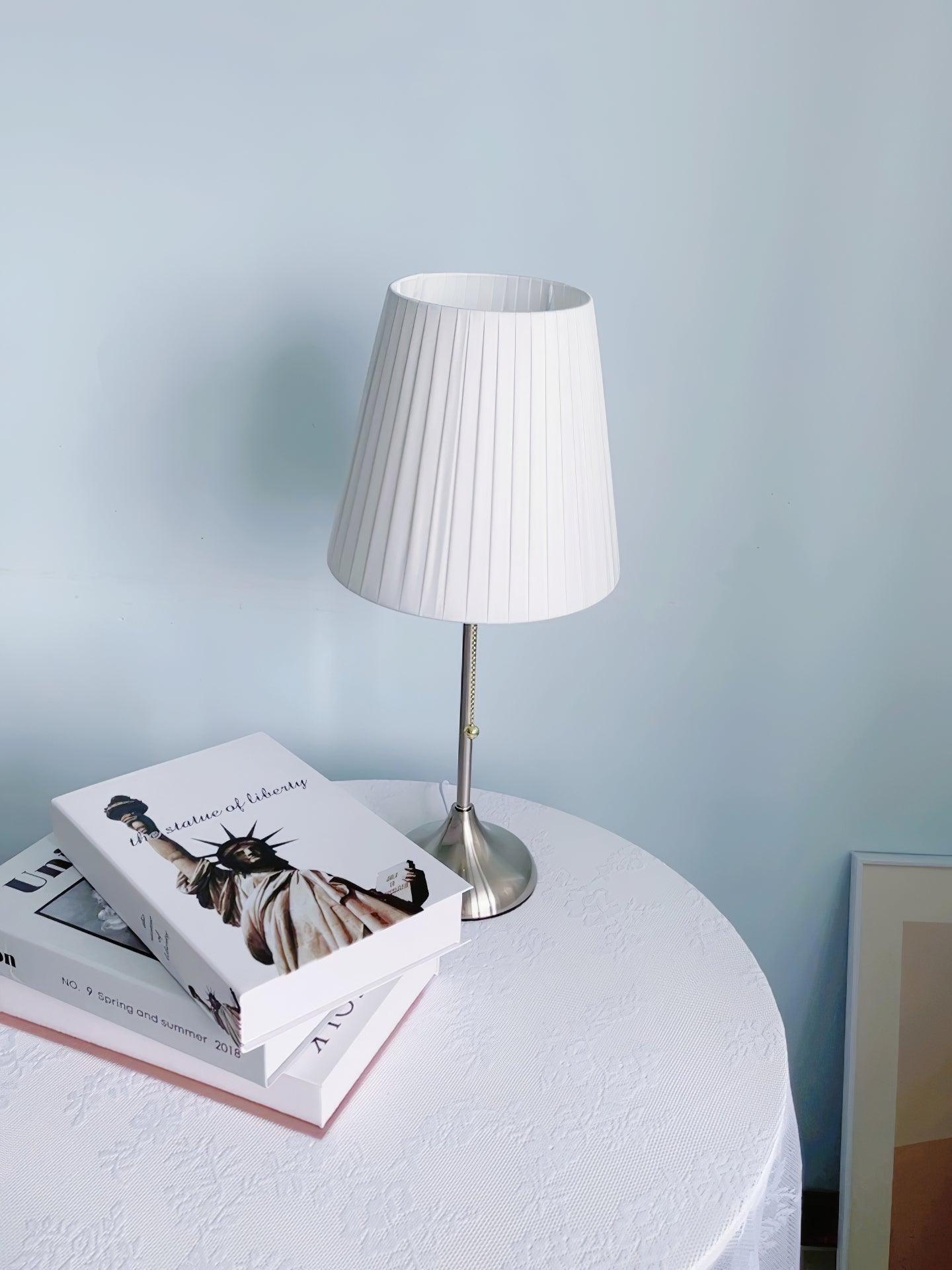 Arstid Table Lamp - Blowlighting