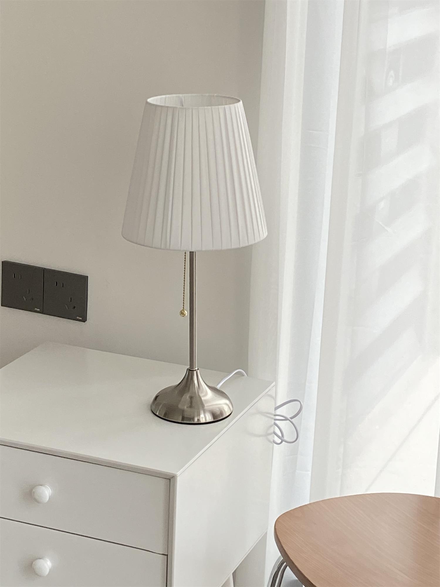 Arstid Table Lamp - Blowlighting