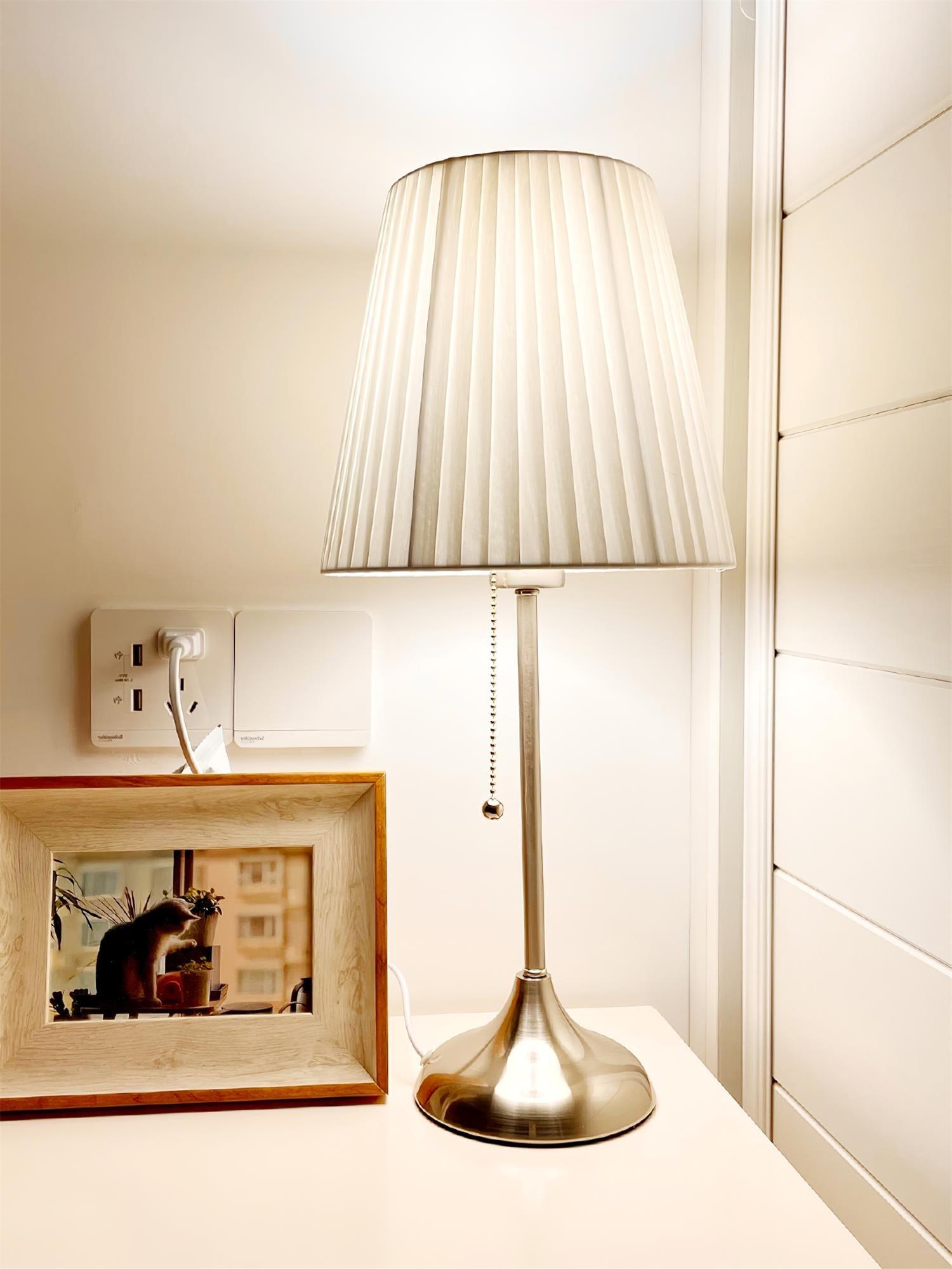 Arstid Table Lamp - Blowlighting