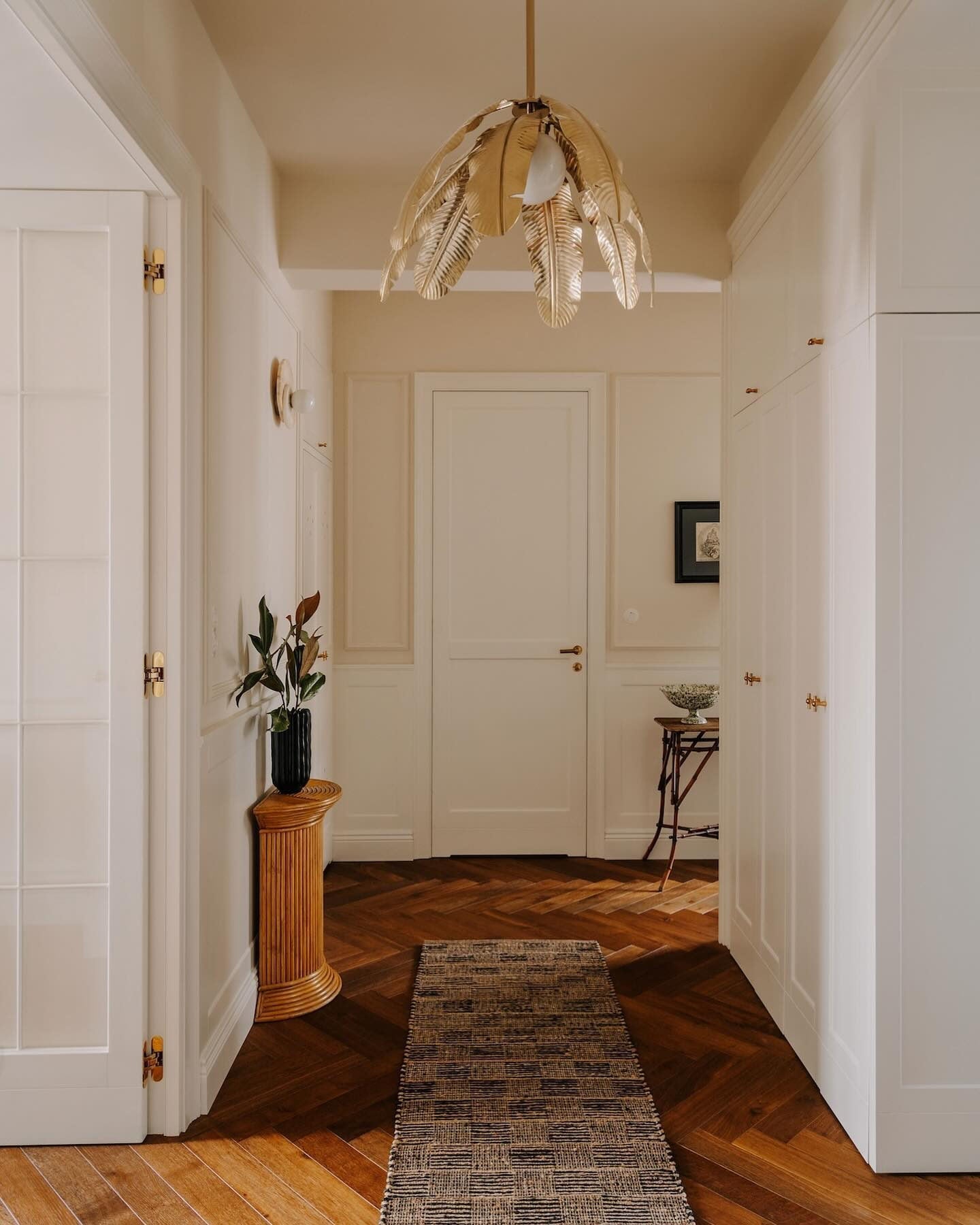 Alorarae Organic Alabaster Wall Light - Blowlighting