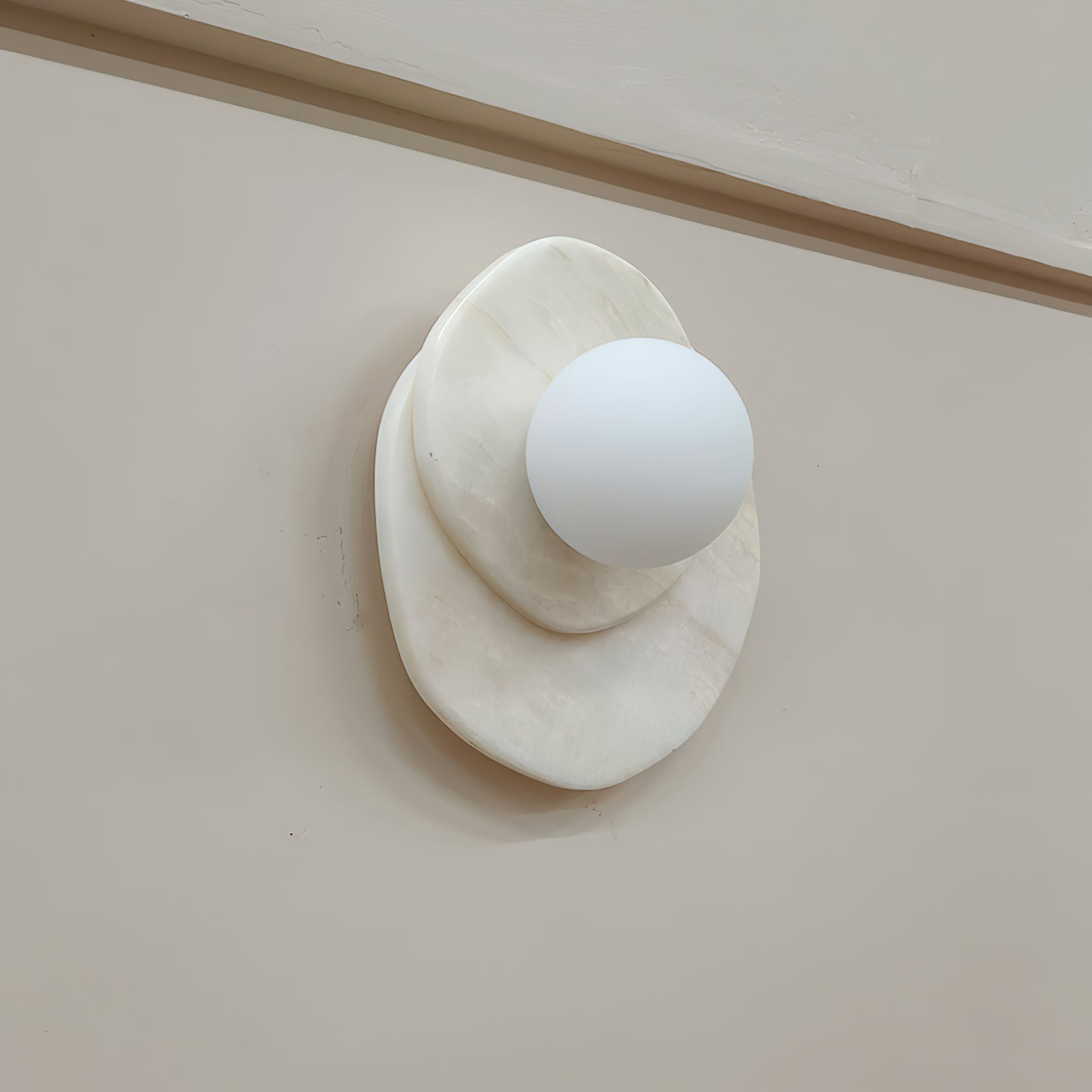 Alorarae Organic Alabaster Wall Light - Blowlighting