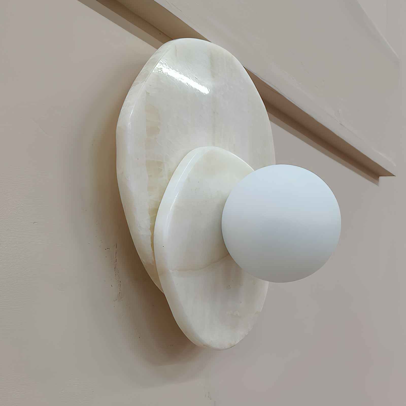 Alorarae Organic Alabaster Wall Light - Blowlighting