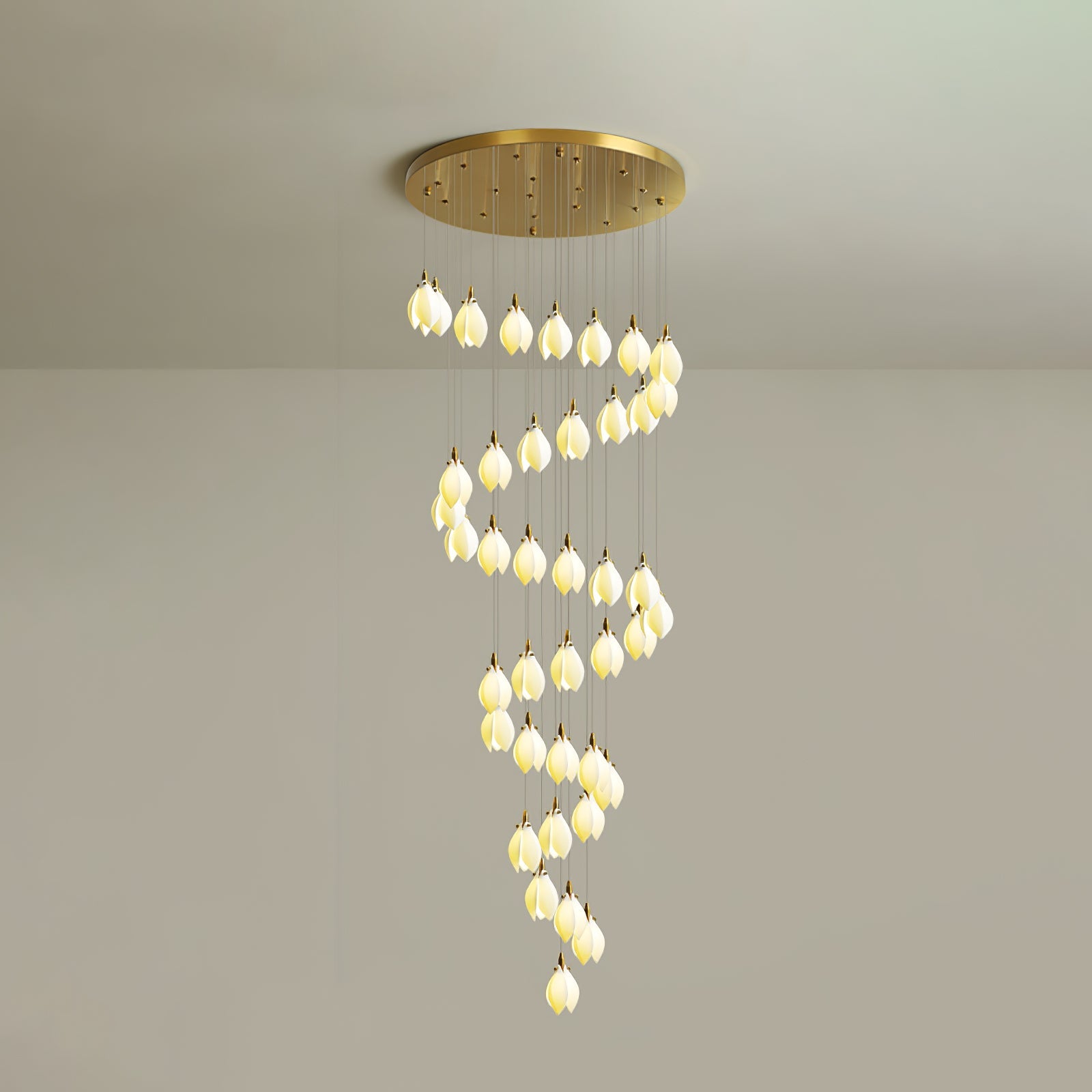 Caphayra Floral Ceramic Brass Chandelier - Blowlighting