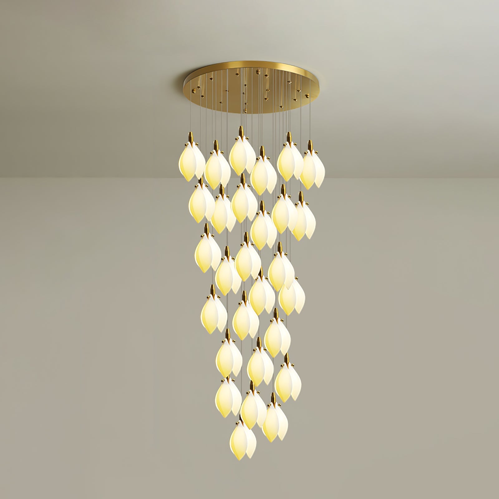 Caphayra Floral Ceramic Brass Chandelier - Blowlighting