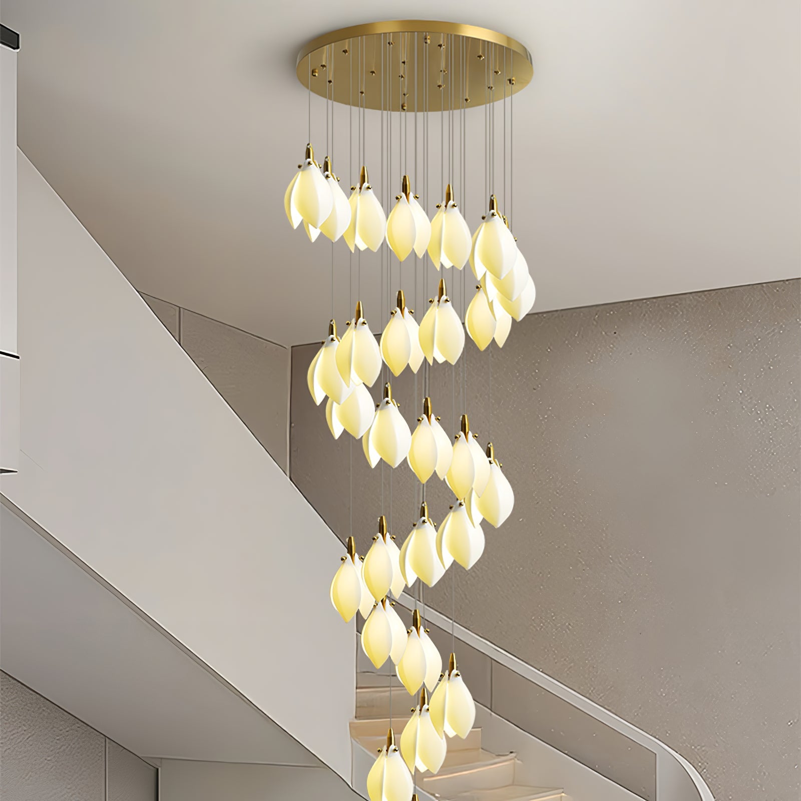 Caphayra Floral Ceramic Brass Chandelier - Blowlighting