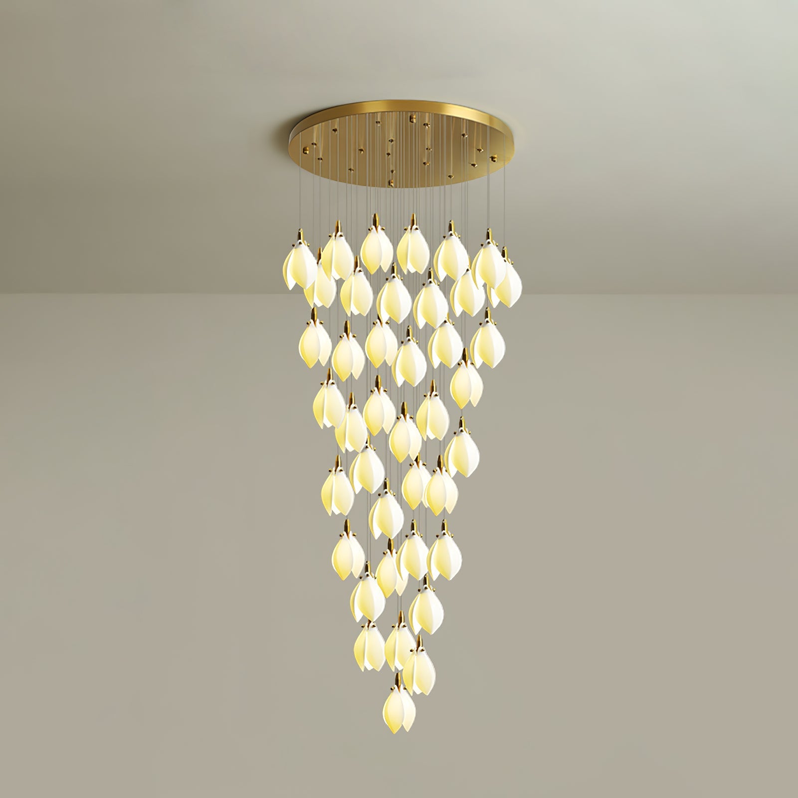 Caphayra Floral Ceramic Brass Chandelier - Blowlighting