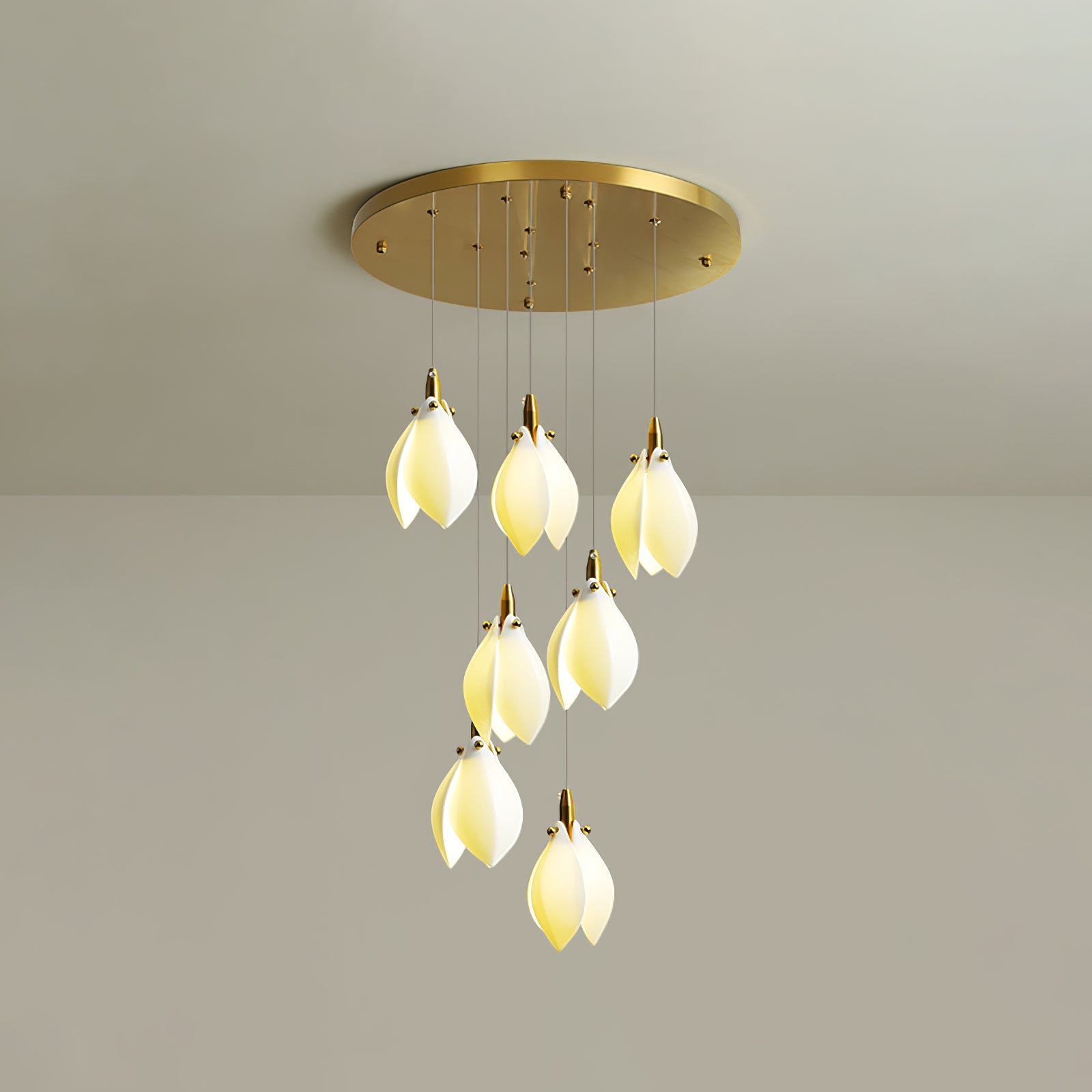 Caphayra Floral Ceramic Brass Chandelier - Blowlighting