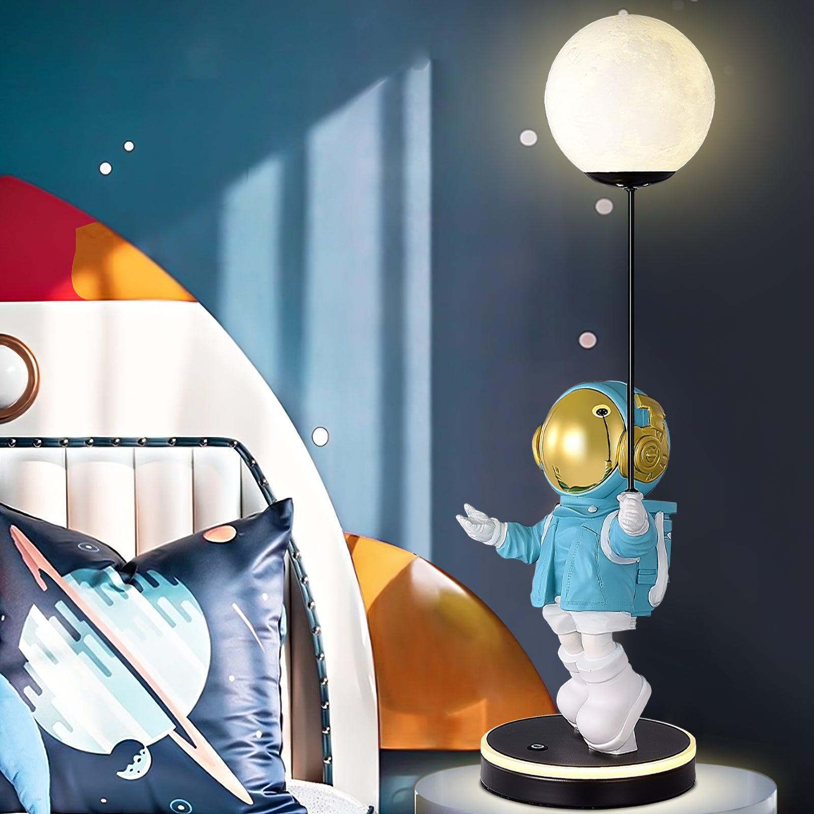 Astronaut and Planet Lamp - Blowlighting