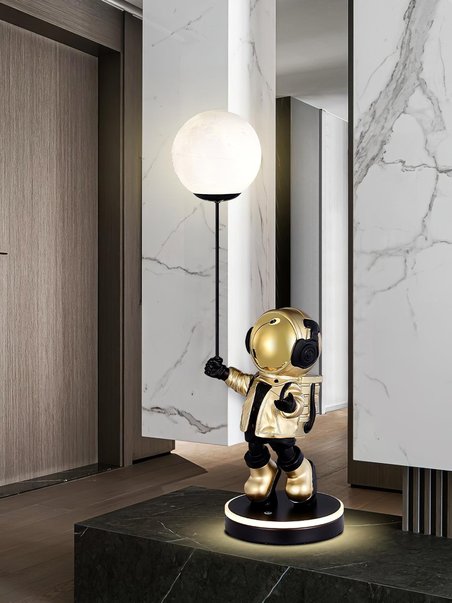 Astronaut and Planet Lamp - Blowlighting