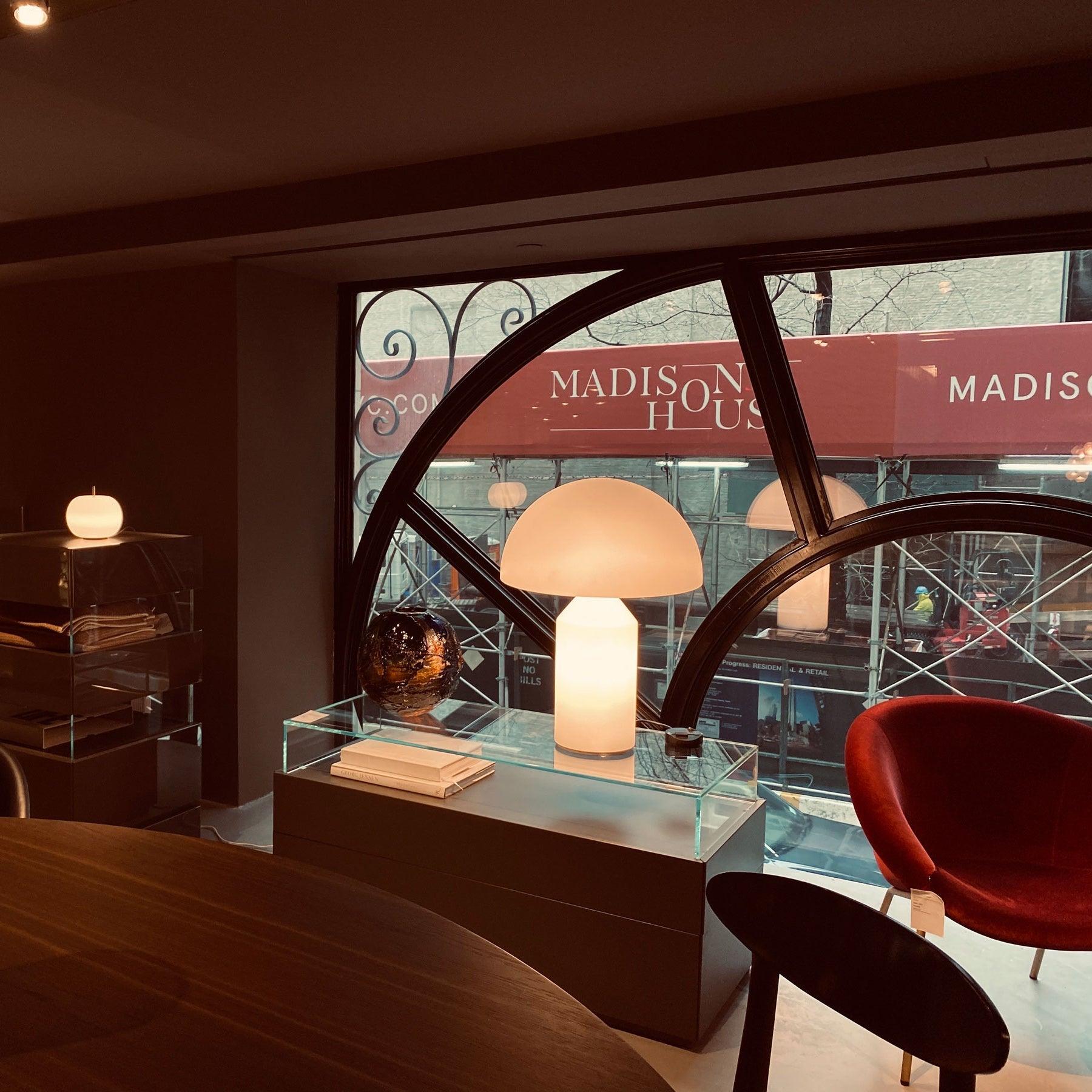 Atollo Glass Table Lamp - Blowlighting