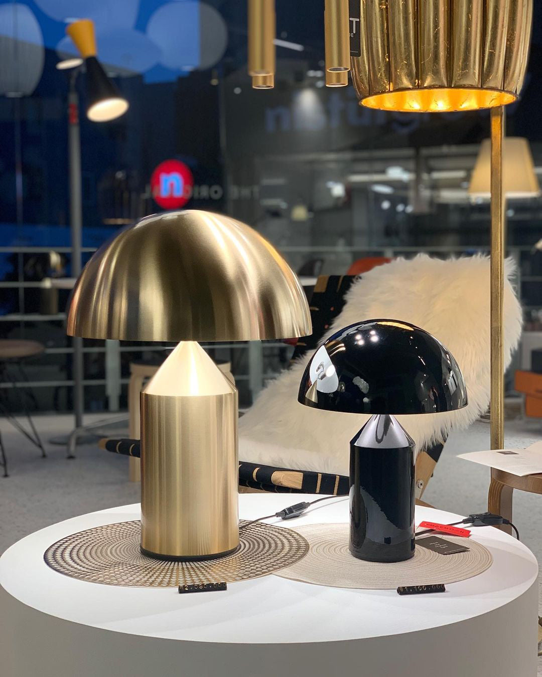 Atollo Table Lamp - Blowlighting