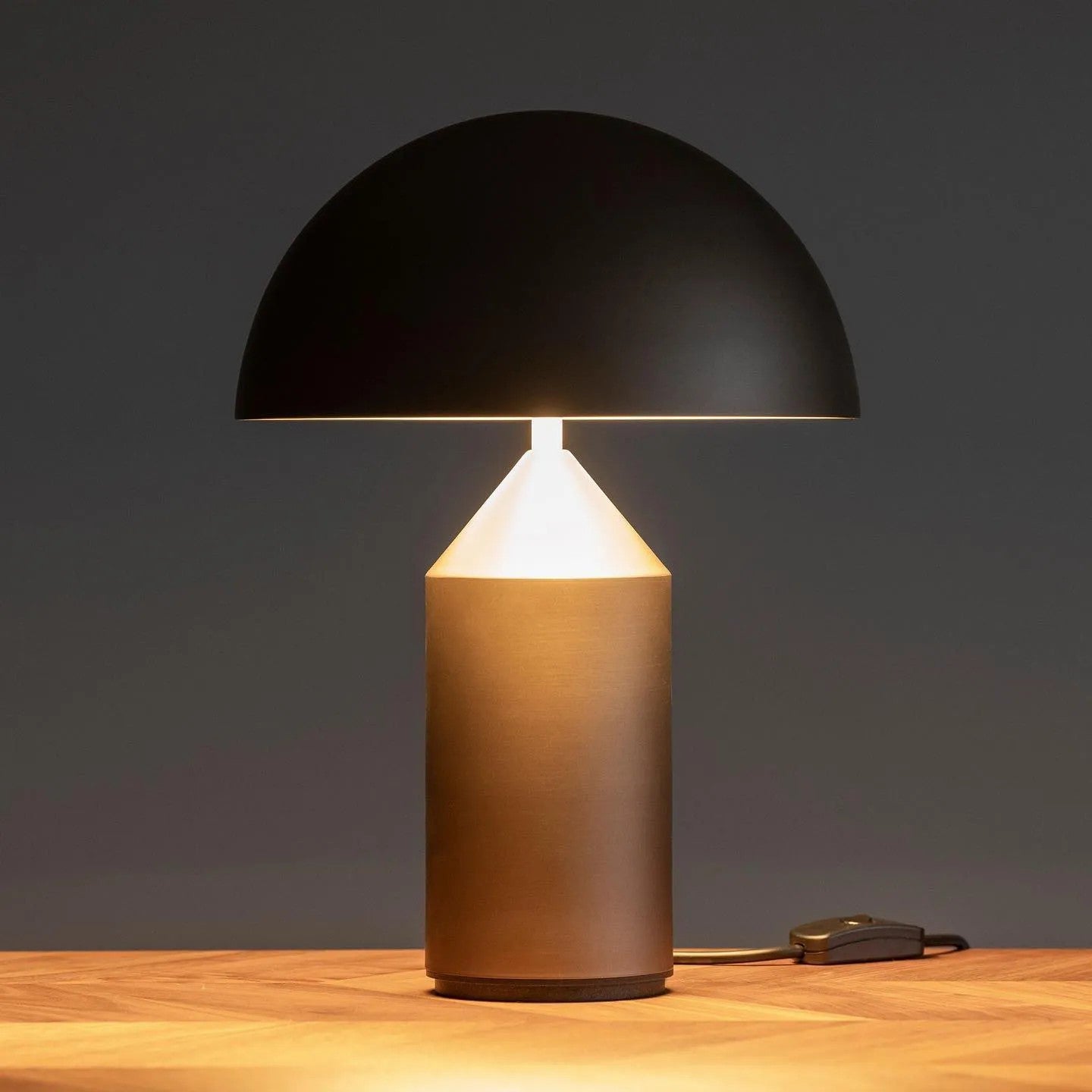 Atollo Table Lamp - Blowlighting