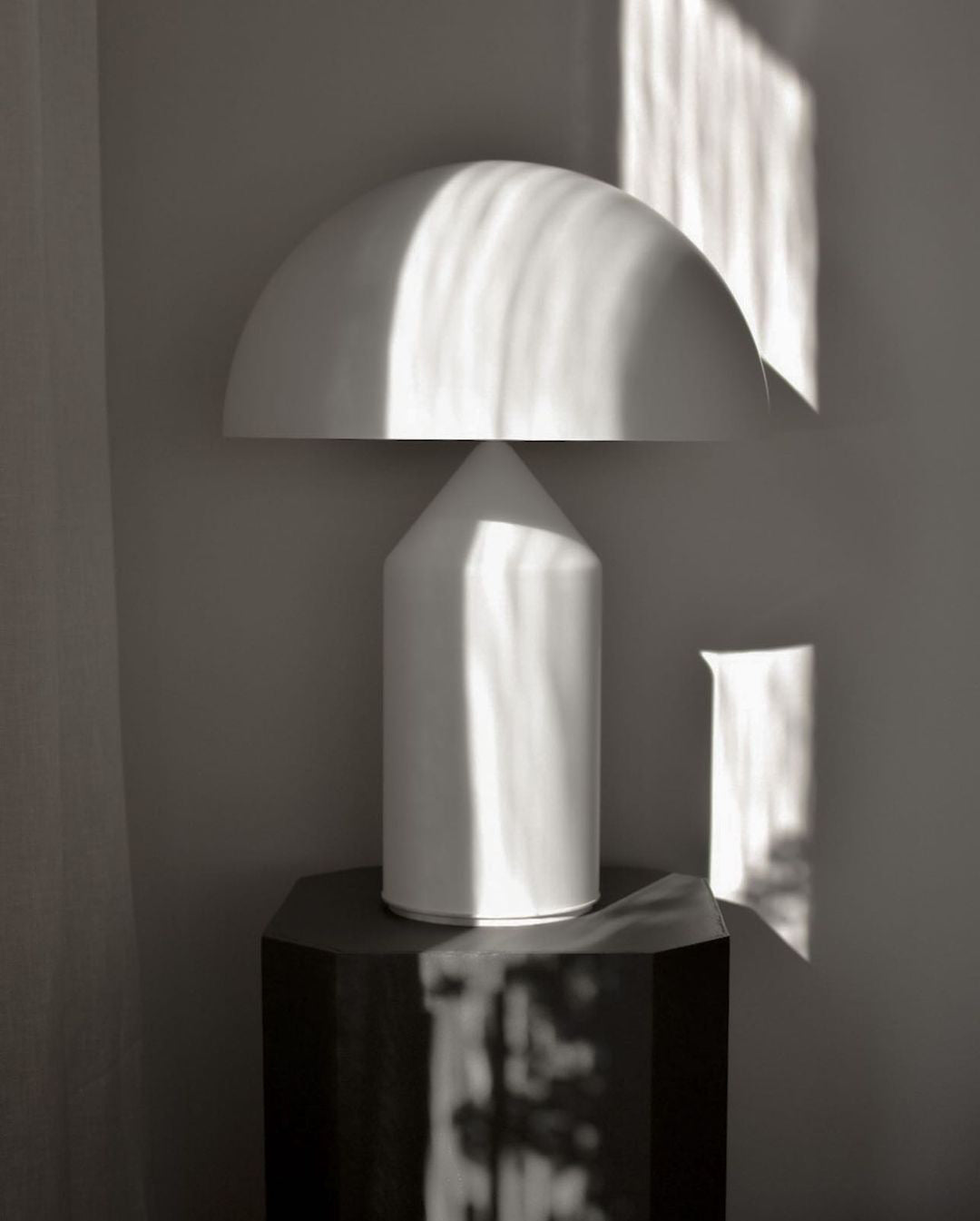 Atollo Table Lamp - Blowlighting