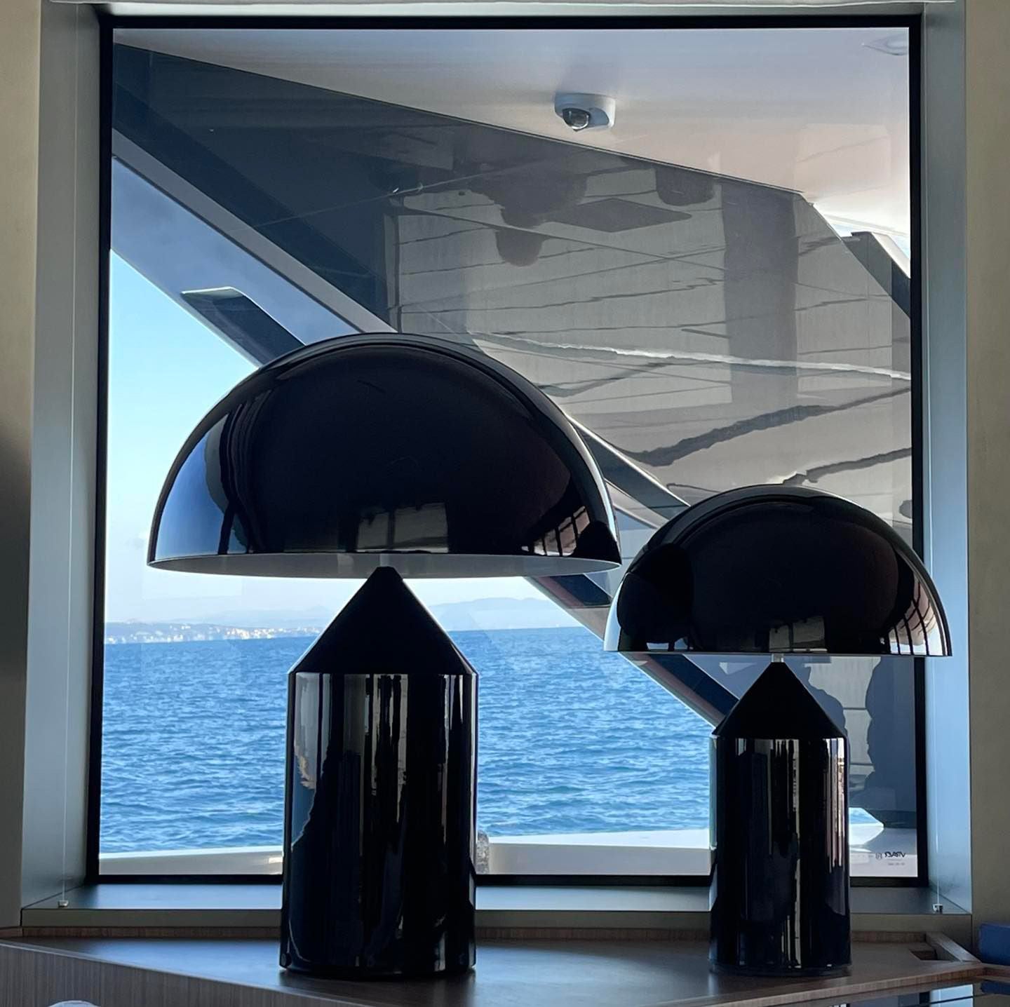 Atollo Table Lamp - Blowlighting