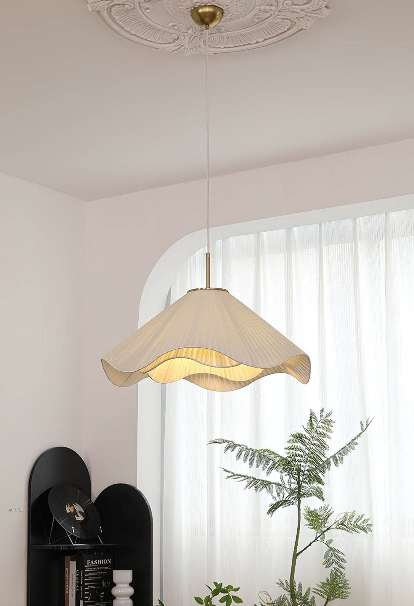 Elara Pendant Light - Blowlighting