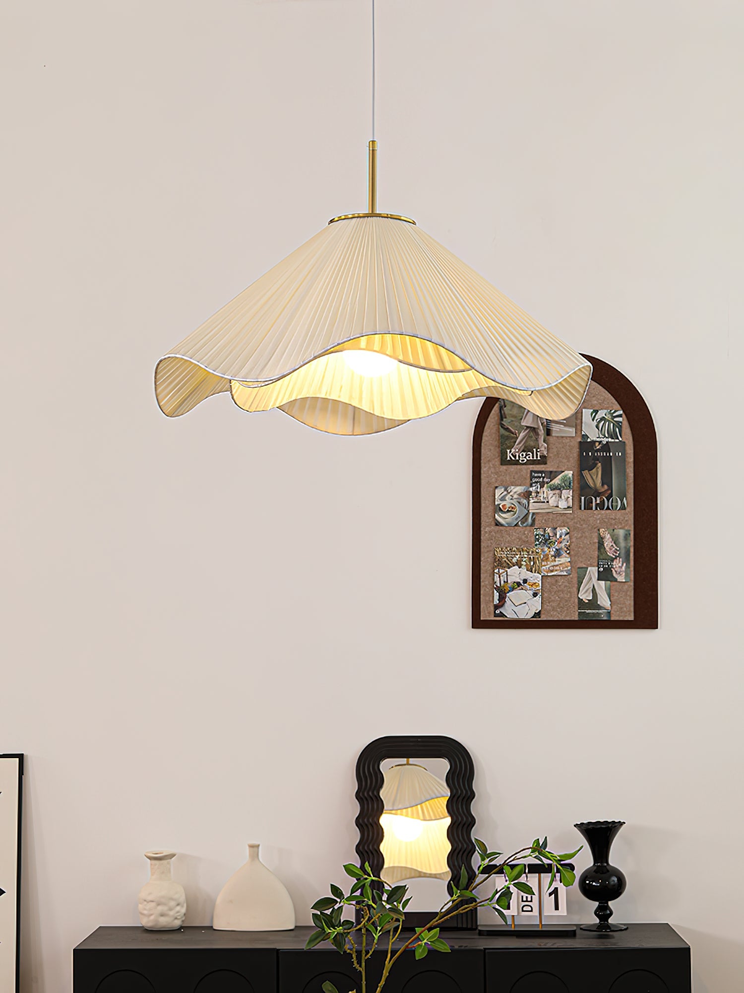 Elara Pendant Light - Blowlighting