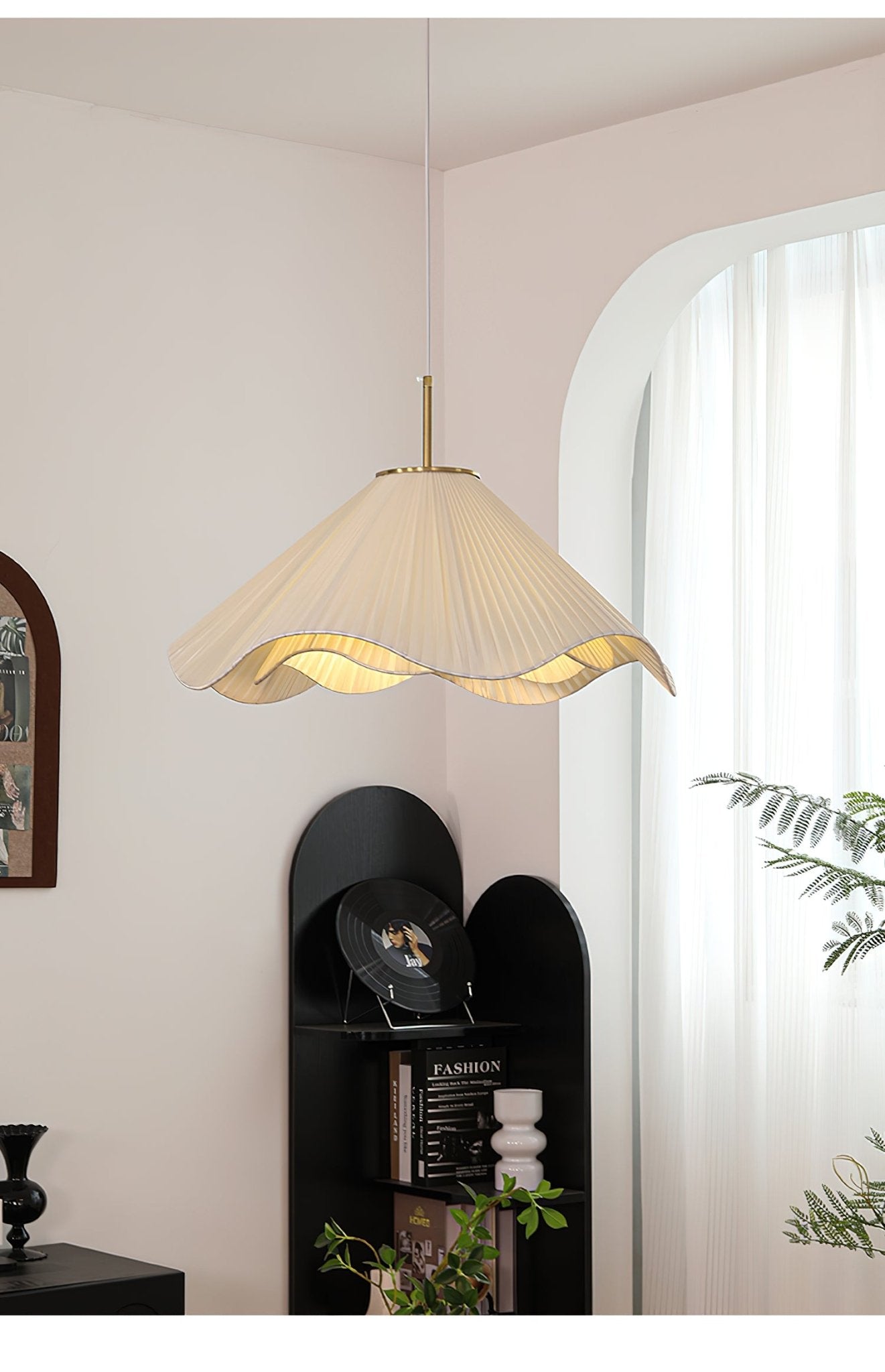 Elara Pendant Light - Blowlighting