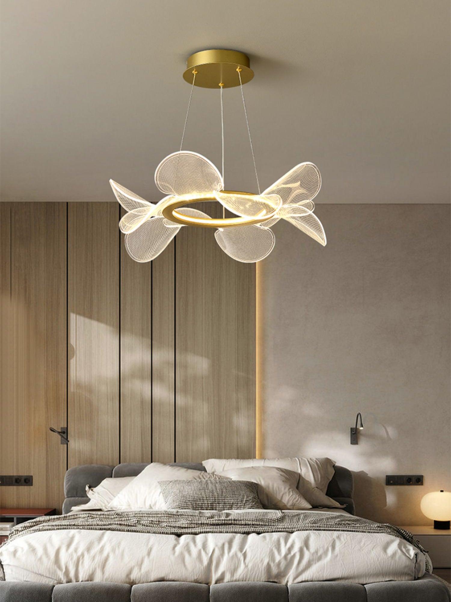 Bain Flying Flowers Chandelier - Blowlighting