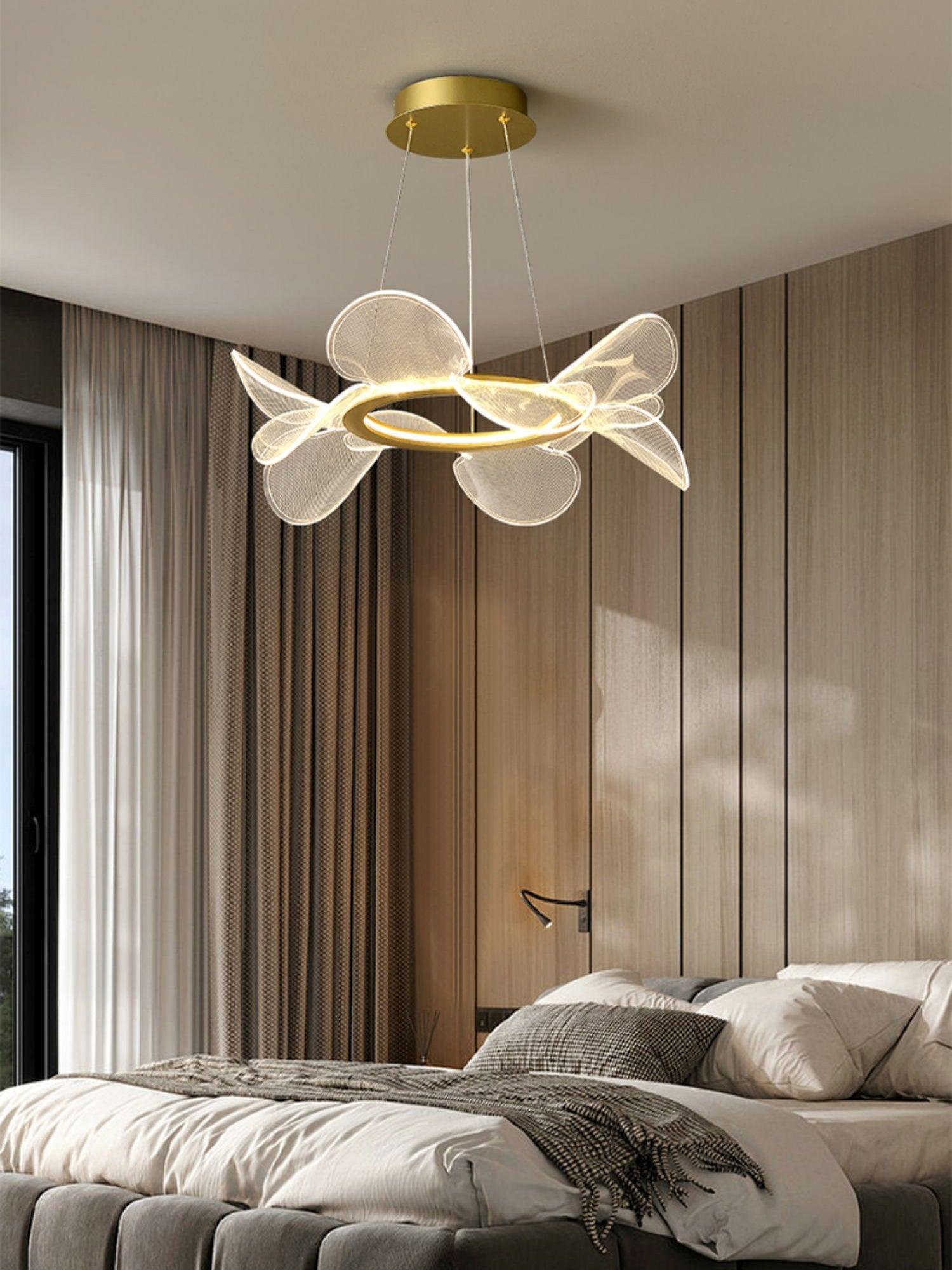 Bain Flying Flowers Chandelier - Blowlighting