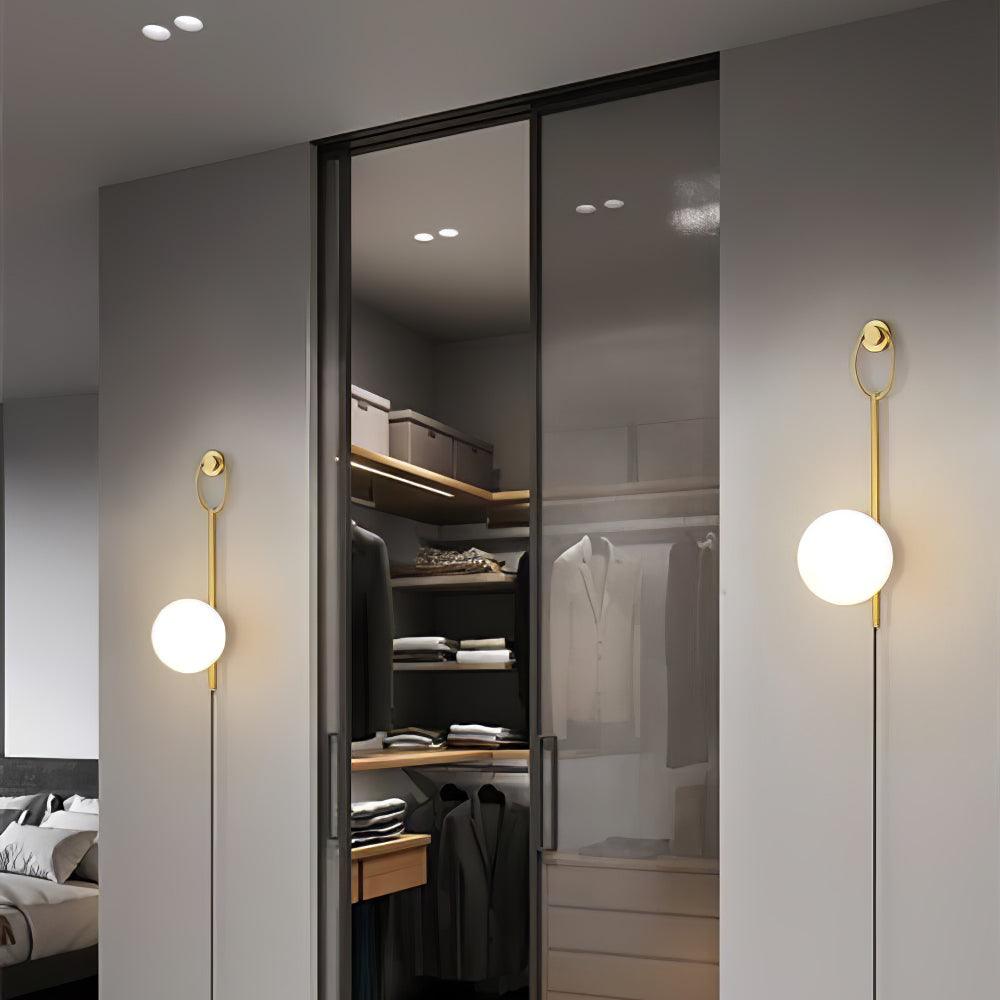 Ballon Brass Wall Lamp - Blowlighting