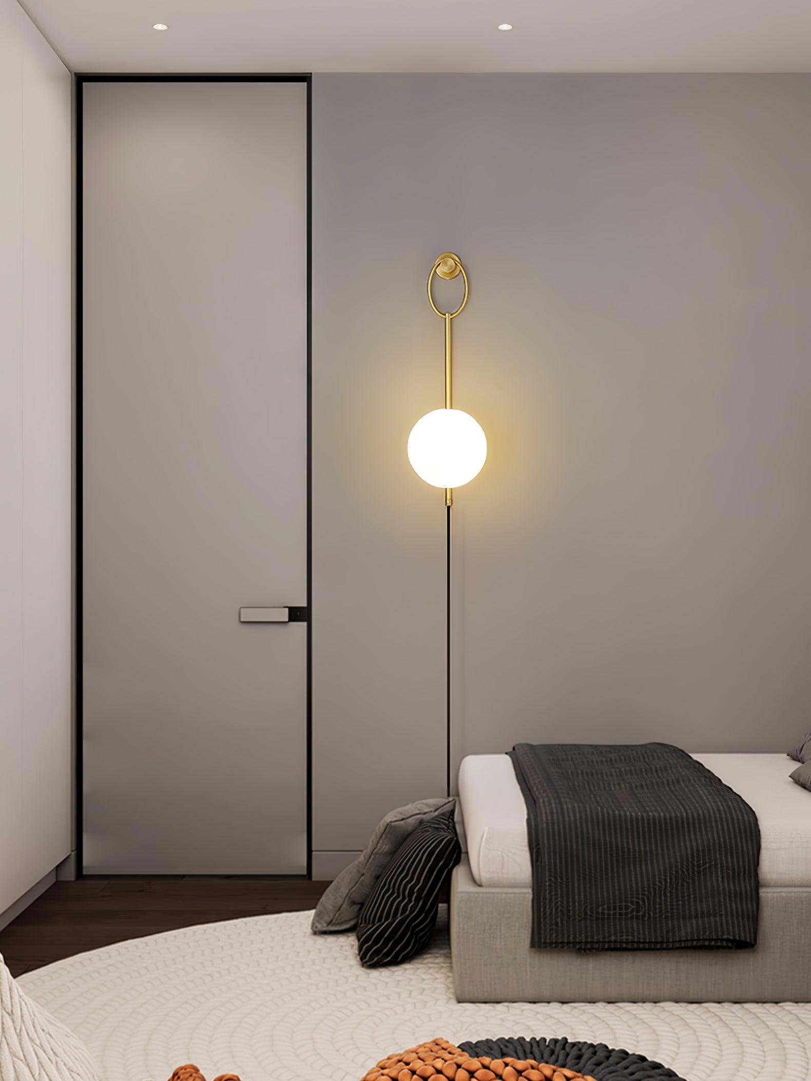 Ballon Brass Wall Lamp - Blowlighting