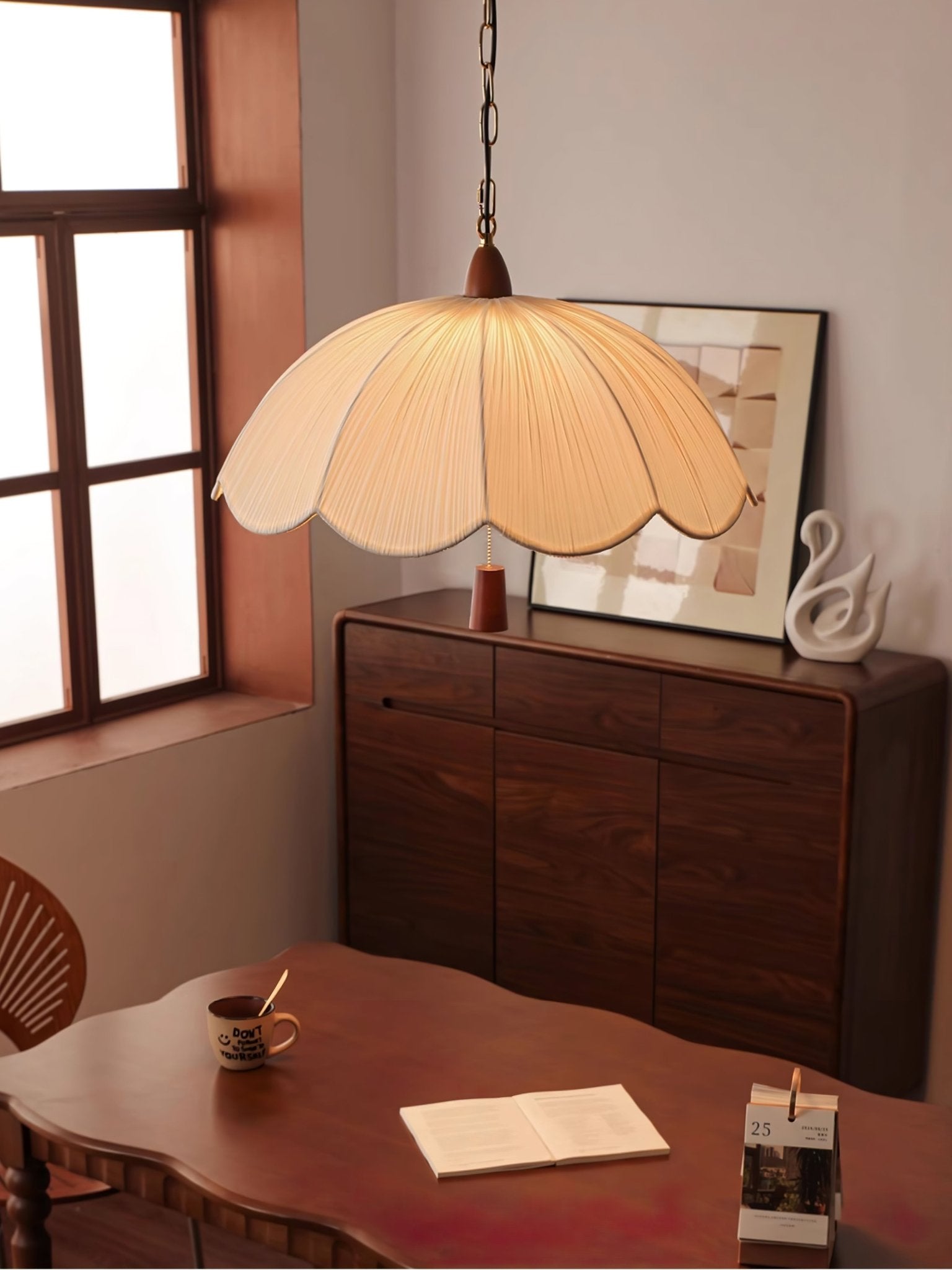Belle Bloom Pendant Lamp - Blowlighting