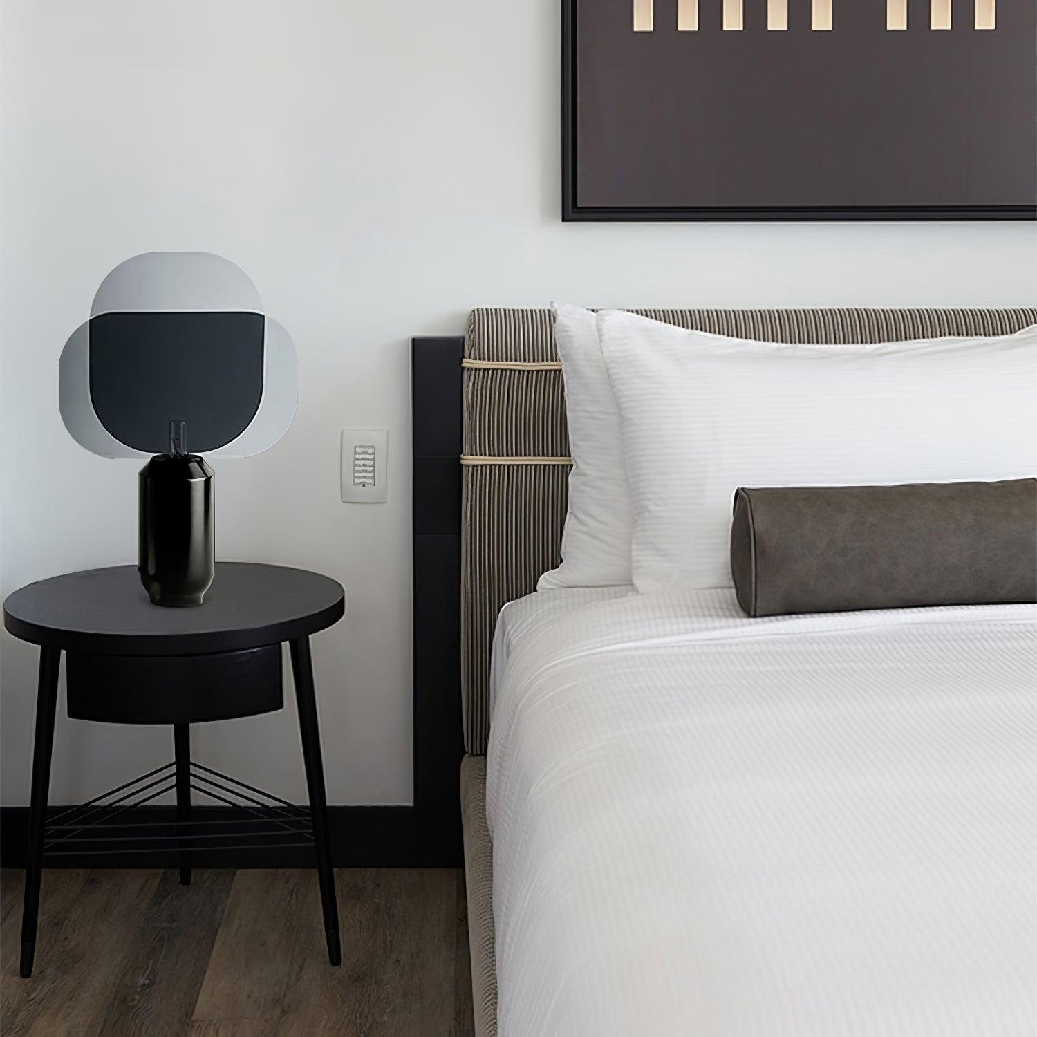 Bery Table Lamp - Blowlighting