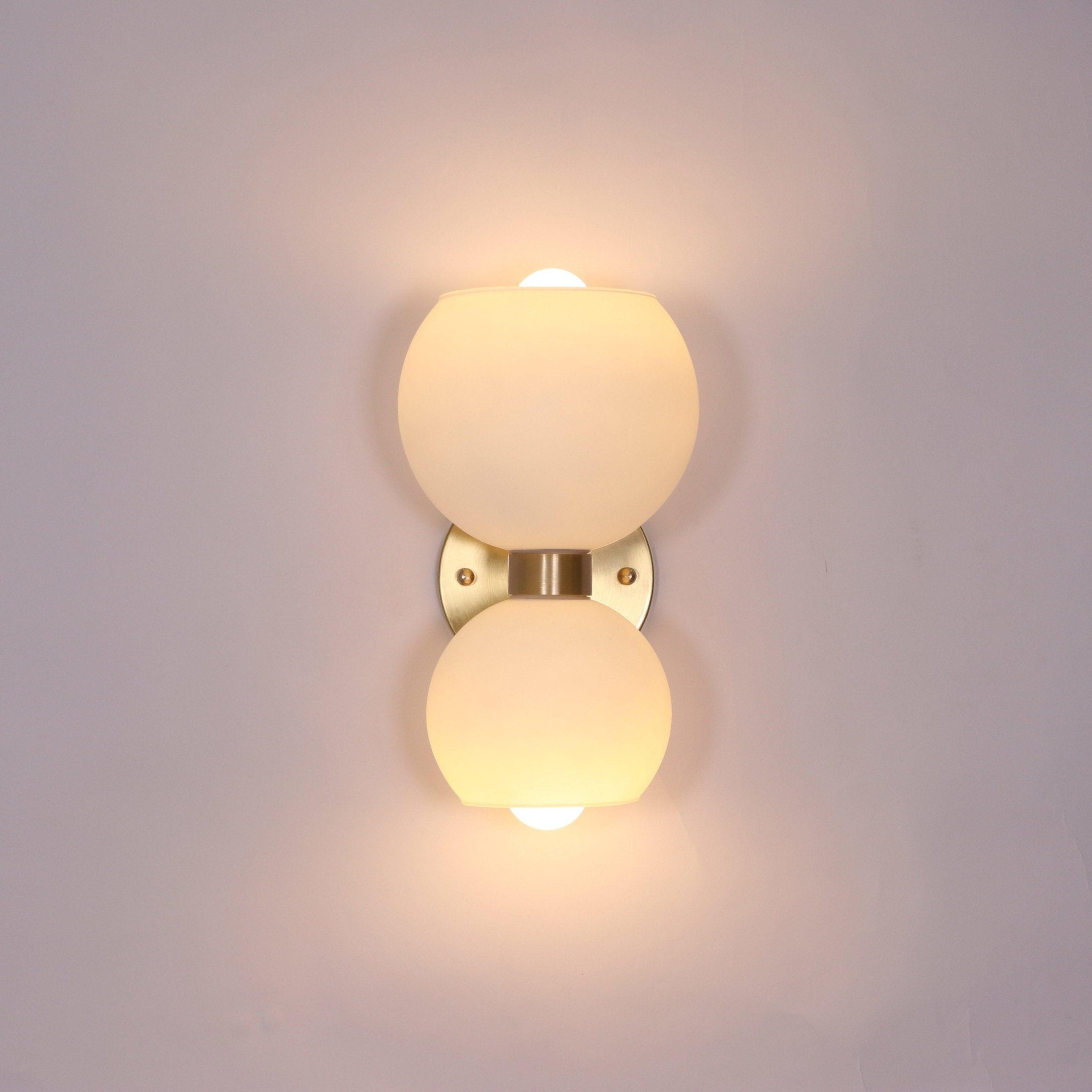Round Pearl Sconce - Blowlighting