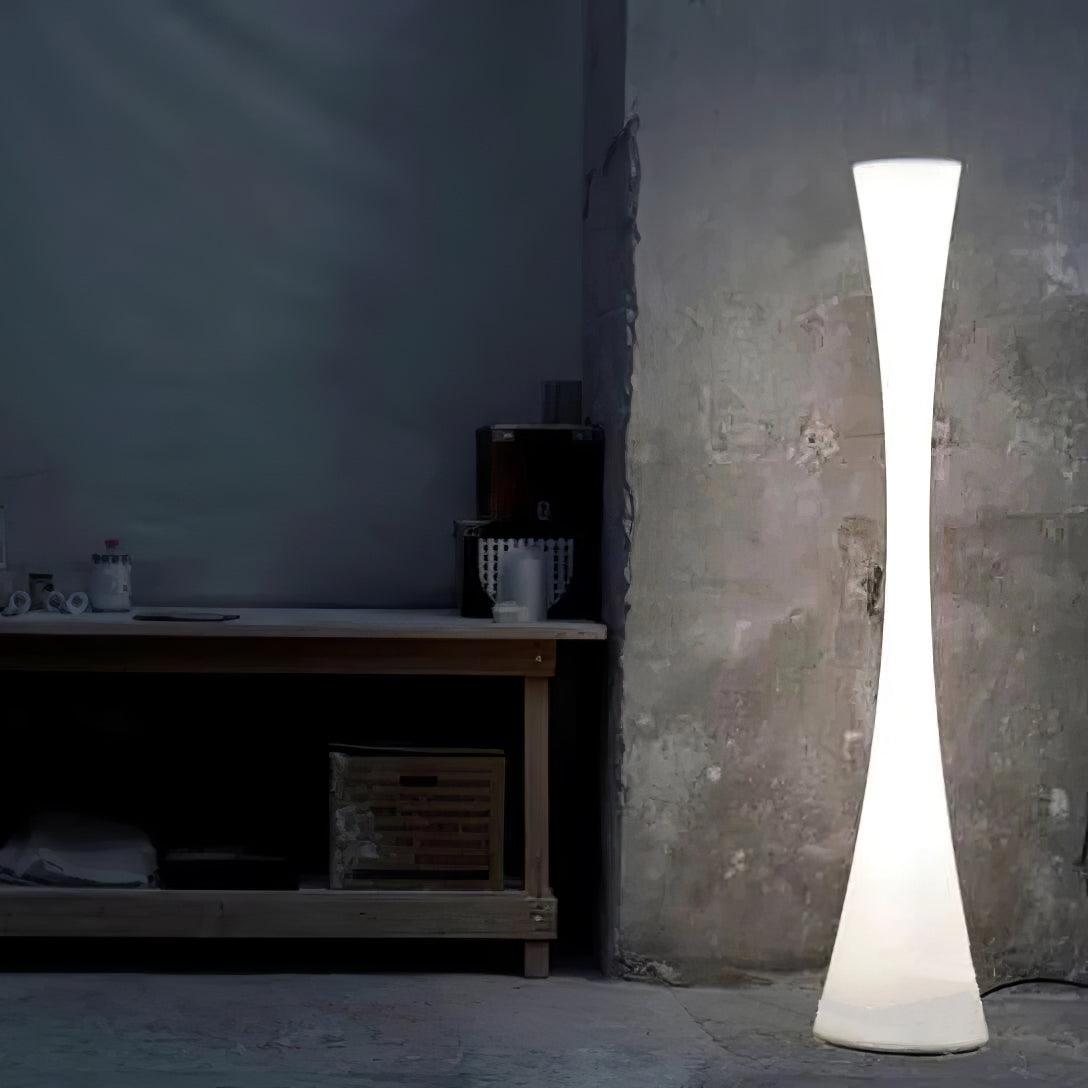 Biconica Pol Floor Lamp - Blowlighting