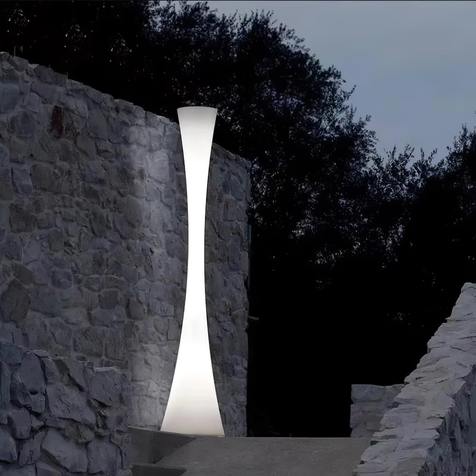 Biconica Pol Floor Lamp - Blowlighting