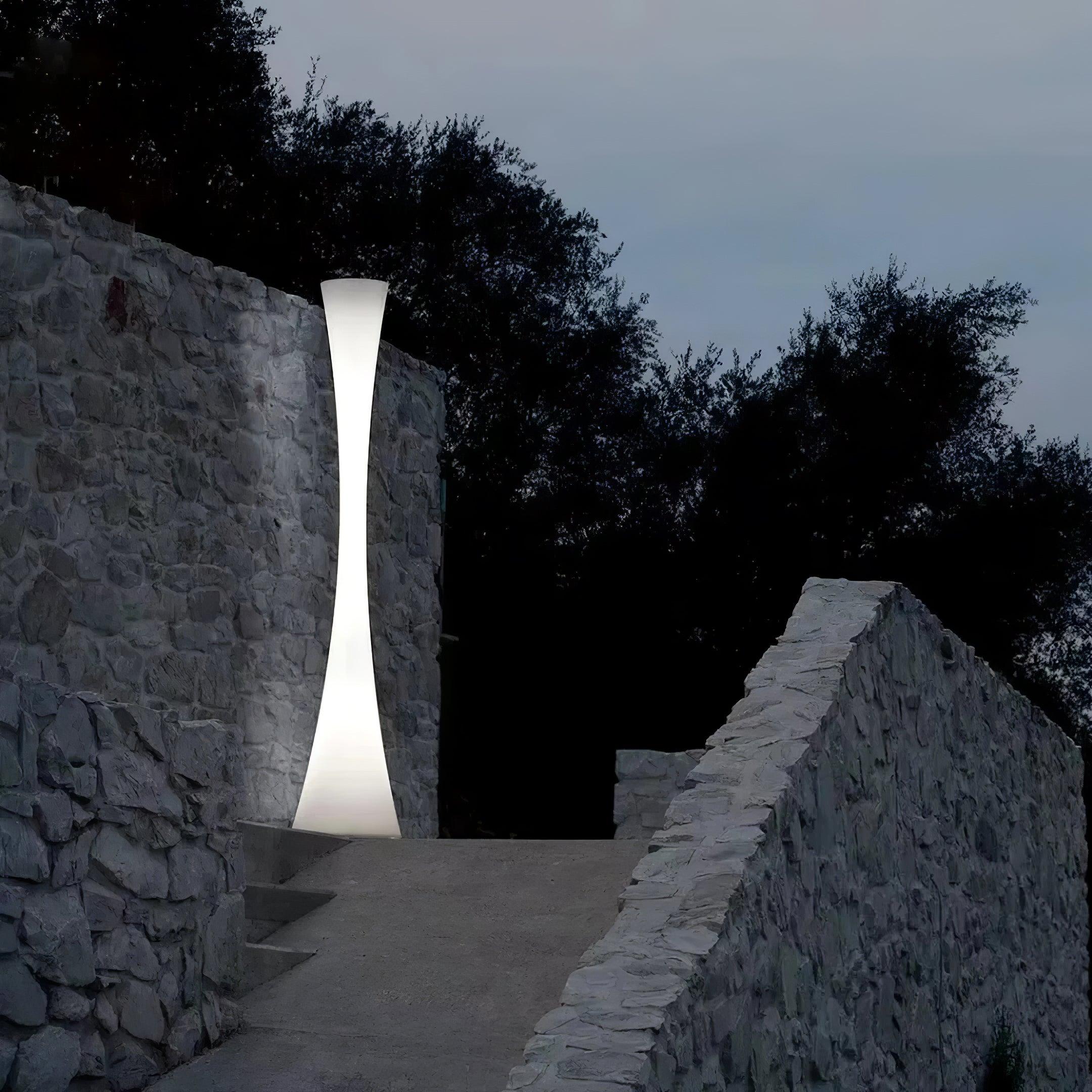 Biconica Pol Floor Lamp - Blowlighting